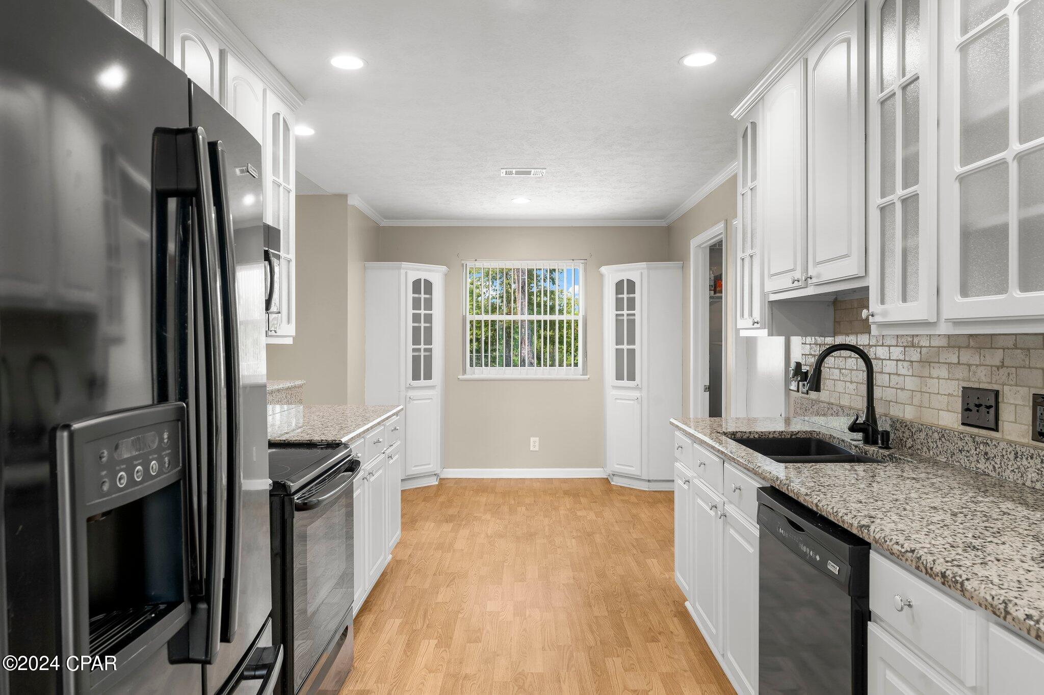 Baywood Shores Est Unit 6 - Residential