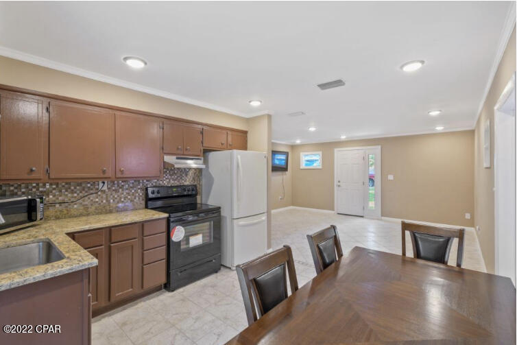 Pines 3rd Add Replat - Residential