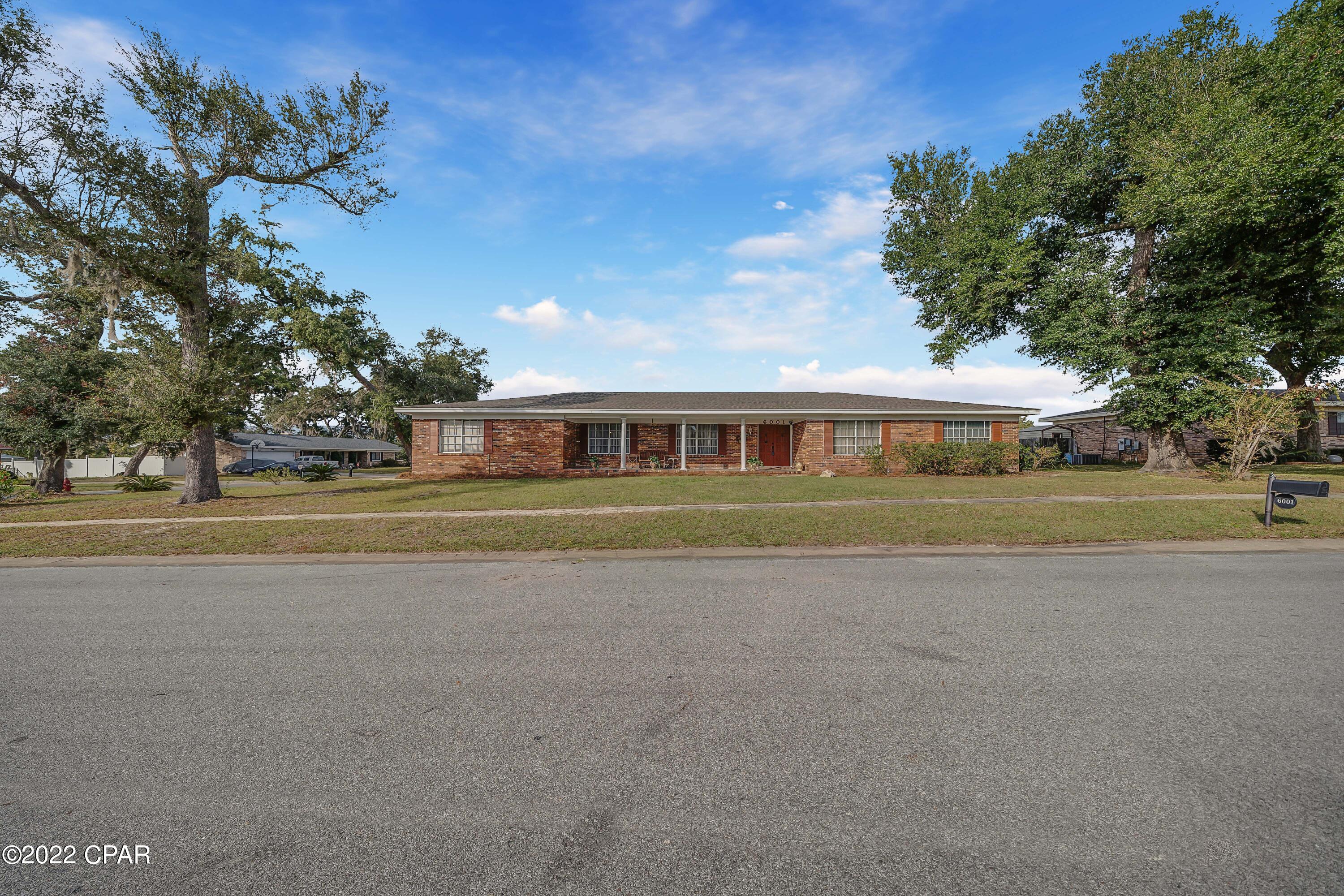 Lannie Rowe Lake Ests - Residential