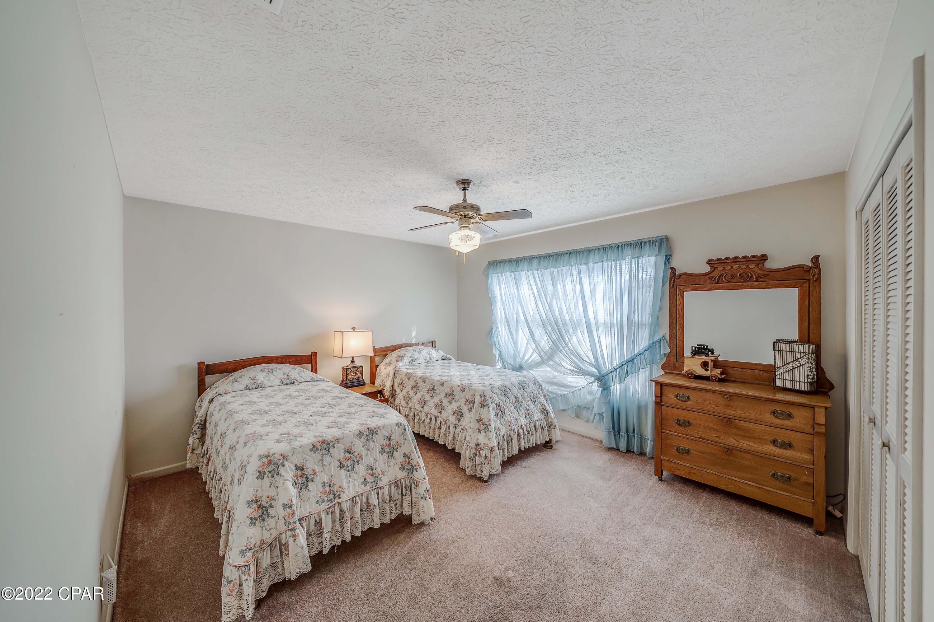 Lannie Rowe Lake Ests - Residential