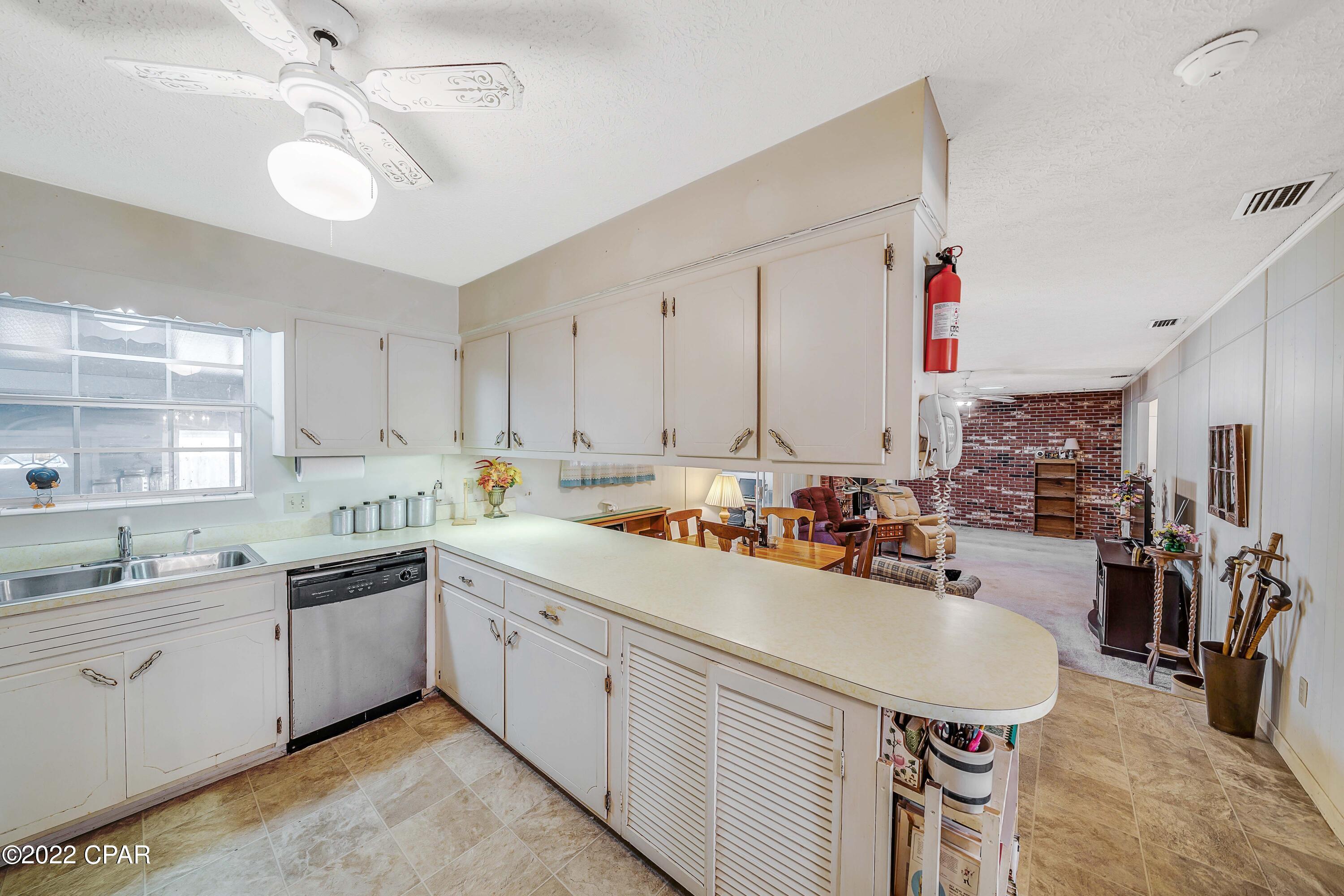 Lannie Rowe Lake Ests - Residential