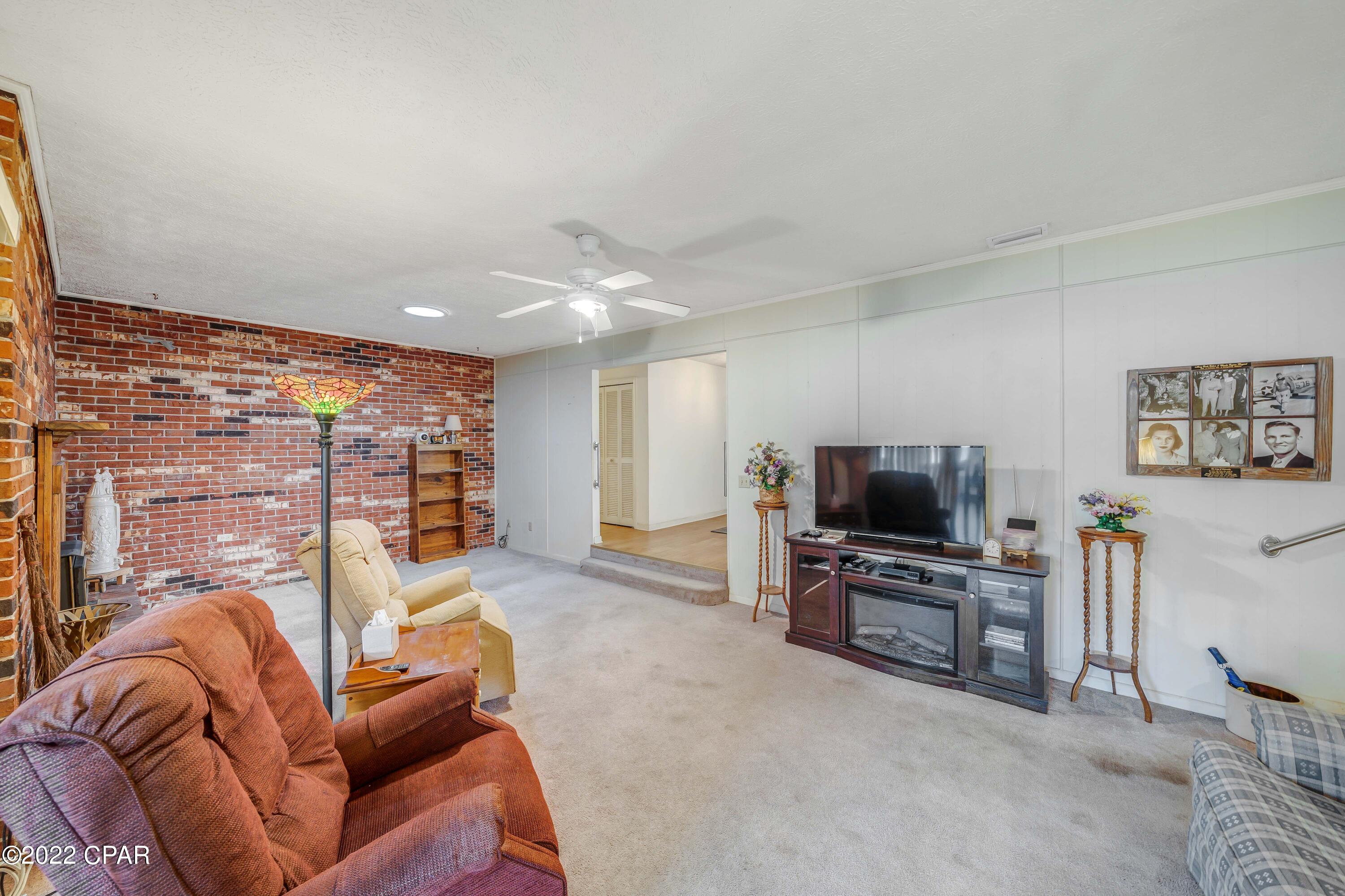 Lannie Rowe Lake Ests - Residential