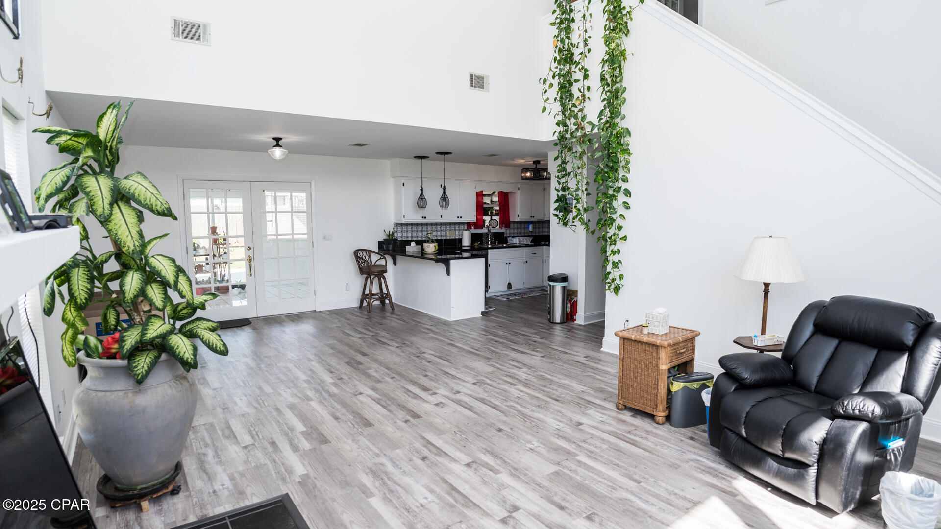 Panama City, Florida 32404, United States, 3 Bedrooms Bedrooms, ,3 BathroomsBathrooms,Residential,Active,100933