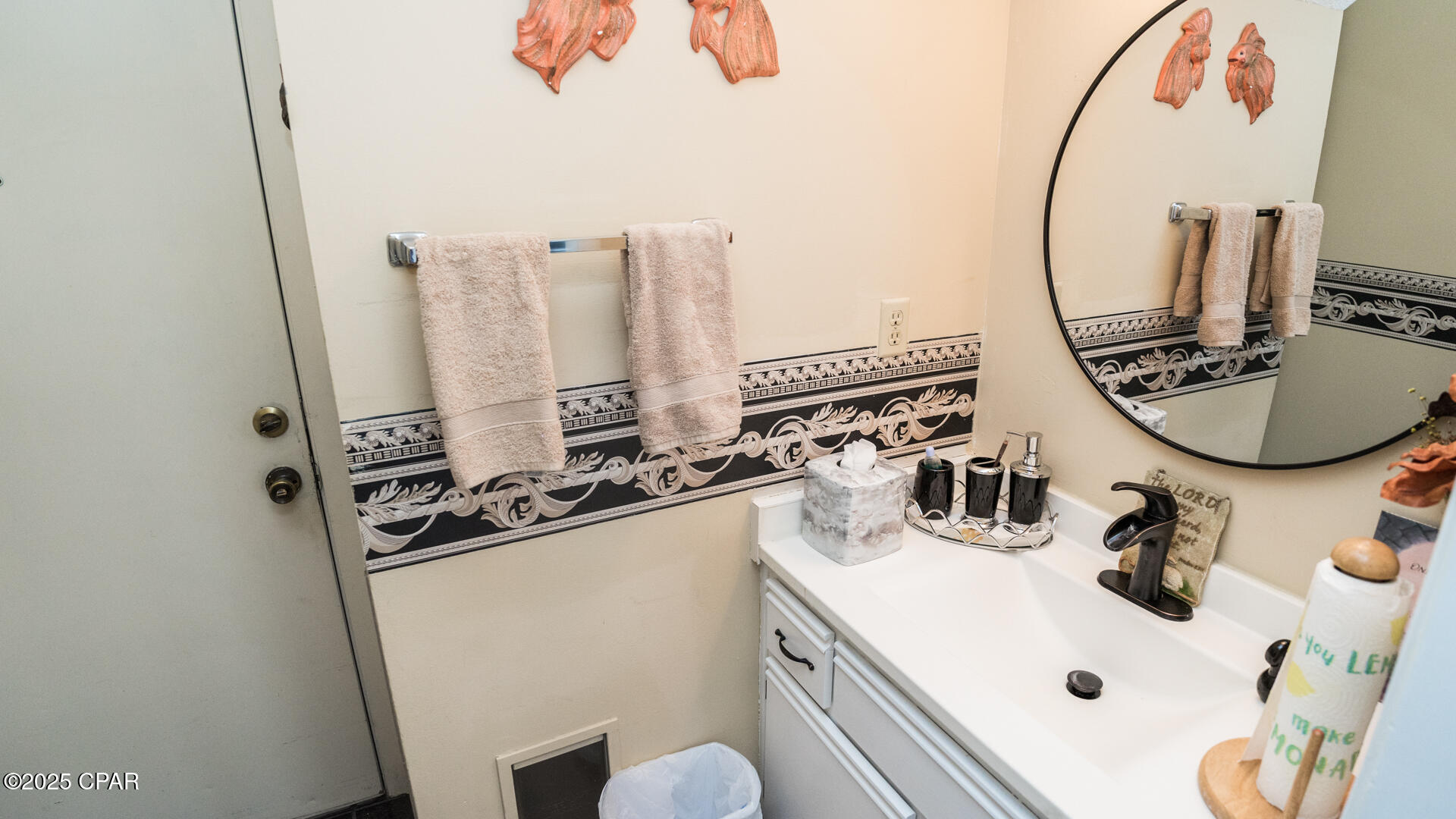 Panama City, Florida 32404, United States, 3 Bedrooms Bedrooms, ,3 BathroomsBathrooms,Residential,Active,100933