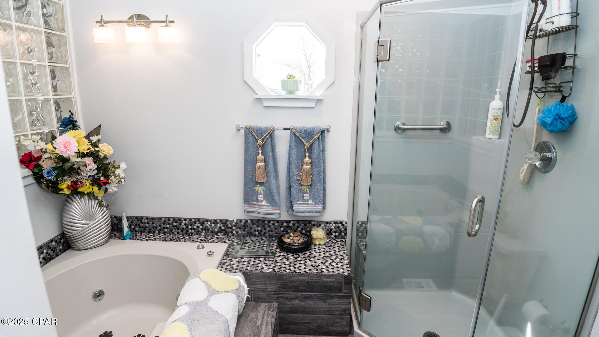 Panama City, Florida 32404, United States, 3 Bedrooms Bedrooms, ,3 BathroomsBathrooms,Residential,Active,100933