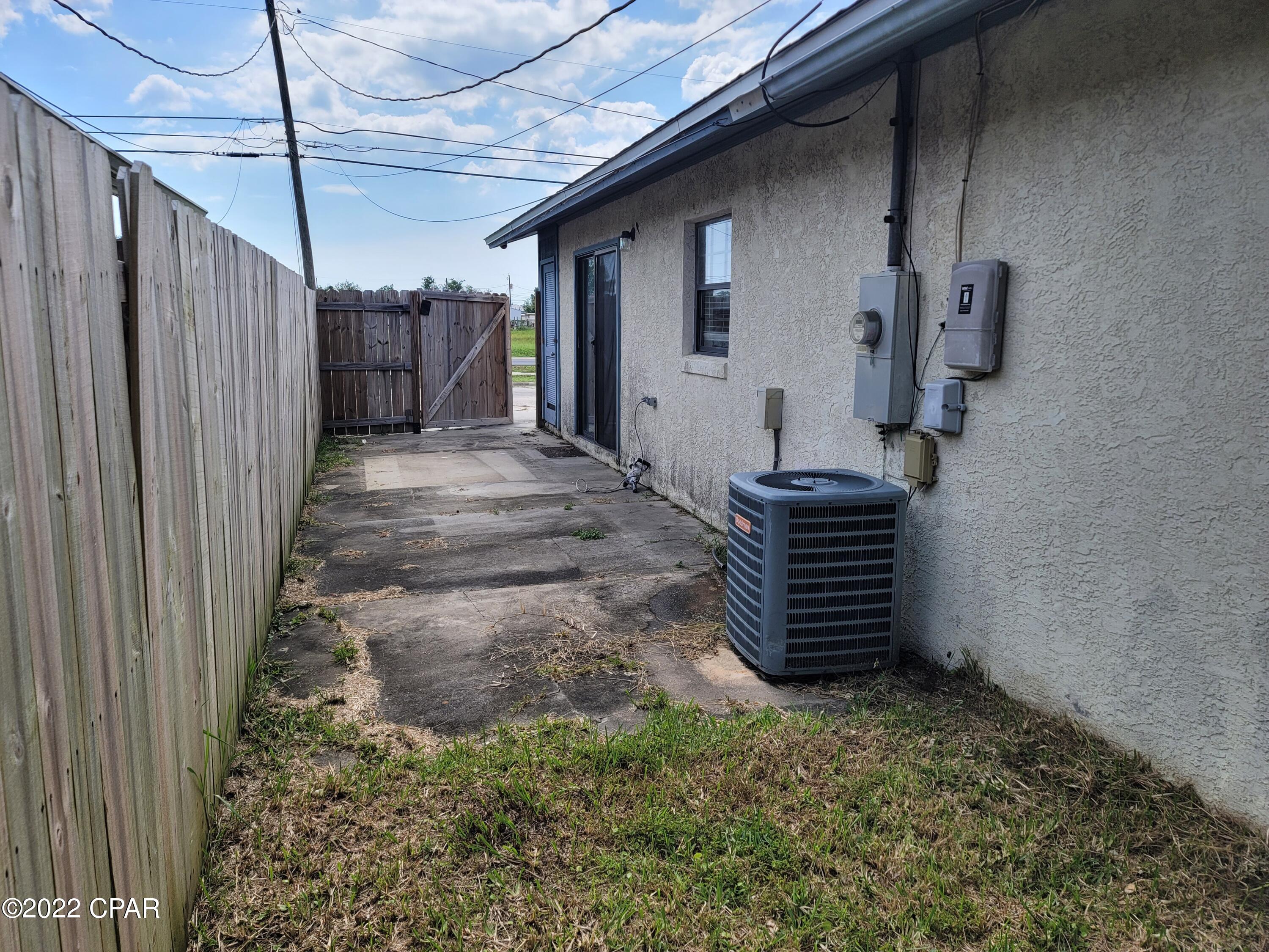 [No Recorded Subdiv] - Residential Lease