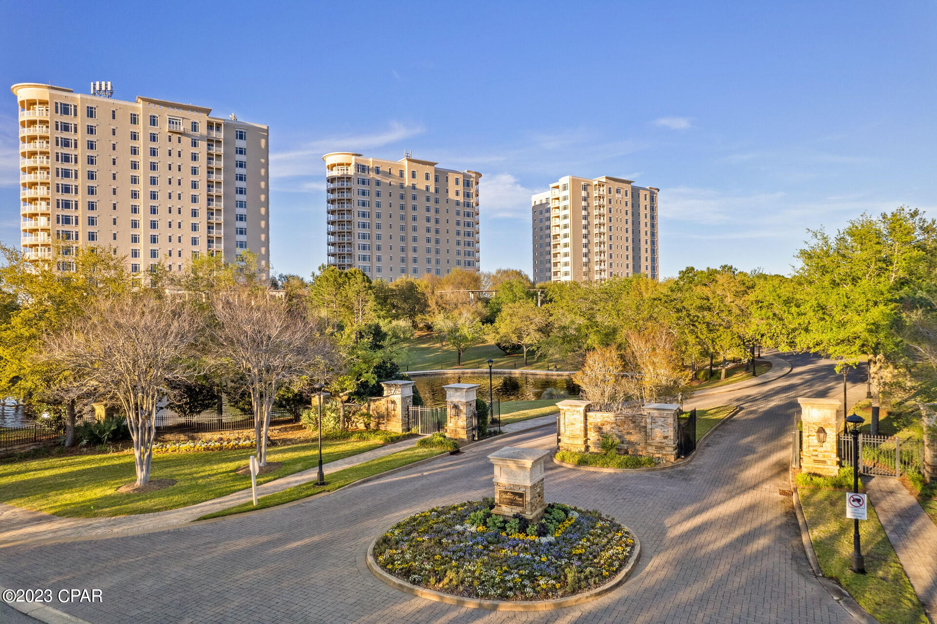 One Water Place At Kelly Plantation - Residential