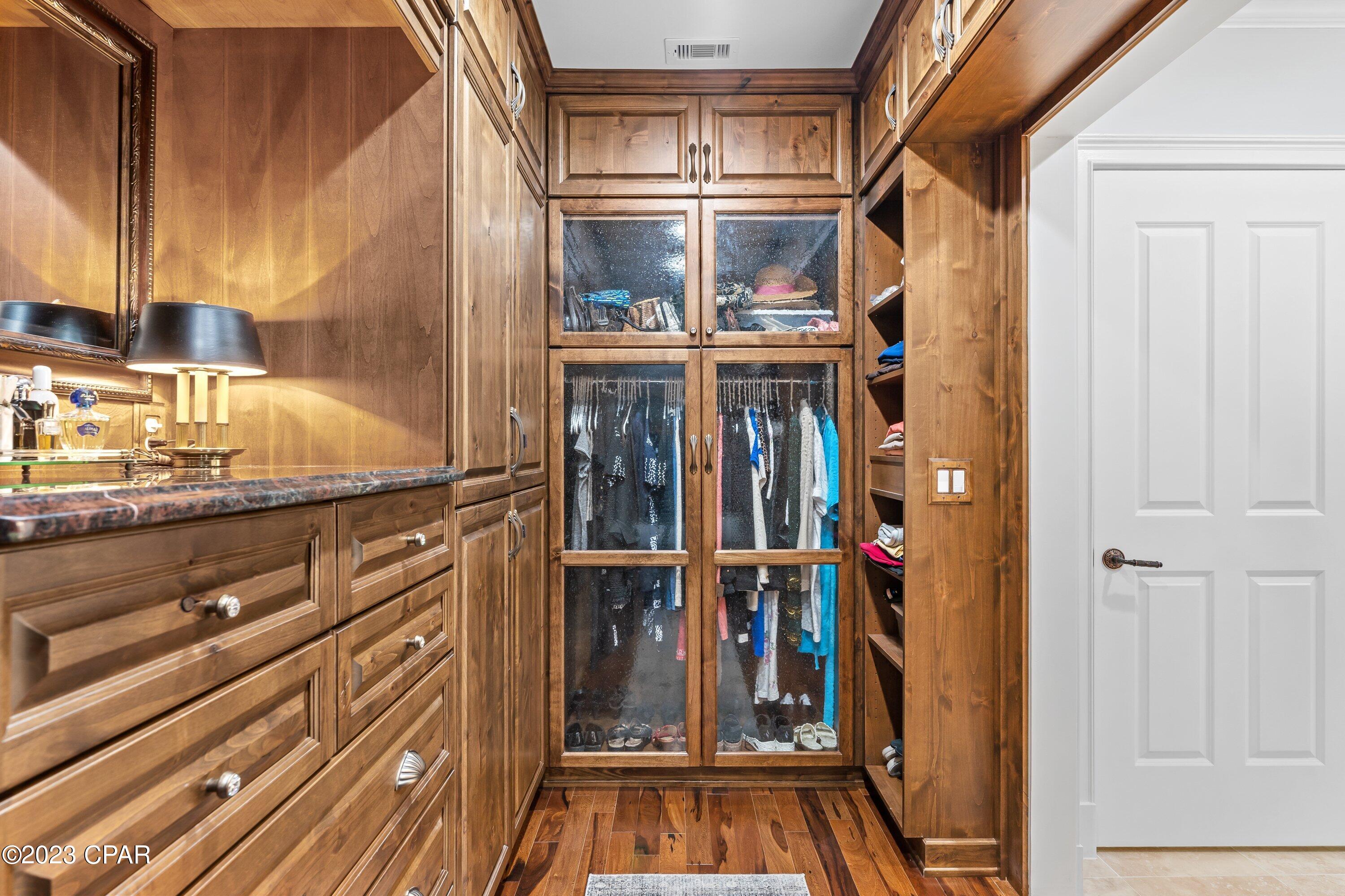 One Water Place At Kelly Plantation - Residential