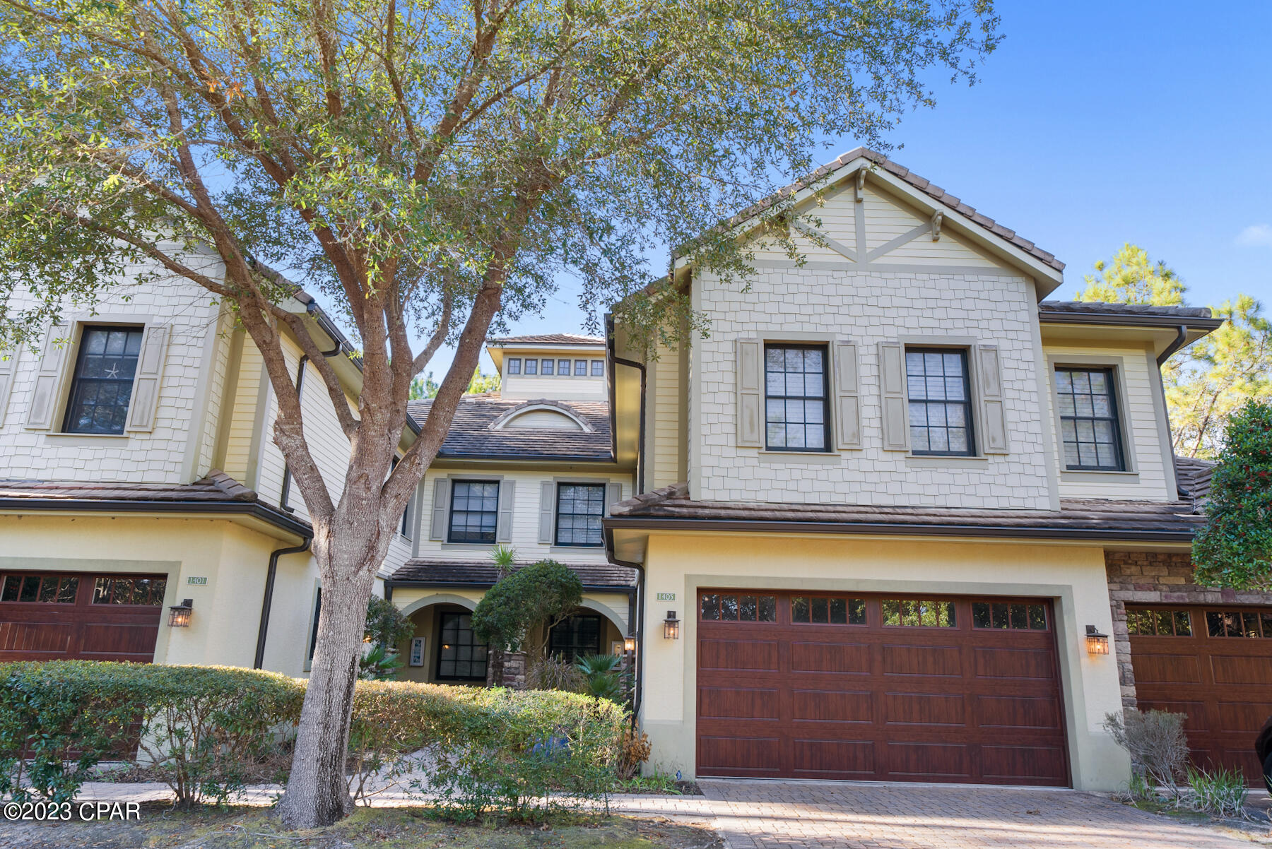 Clubside II, A Condominium Type D - Residential