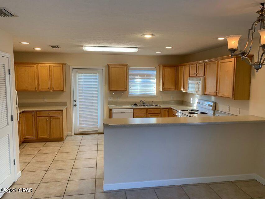 [No Recorded Subdiv] - Residential Lease