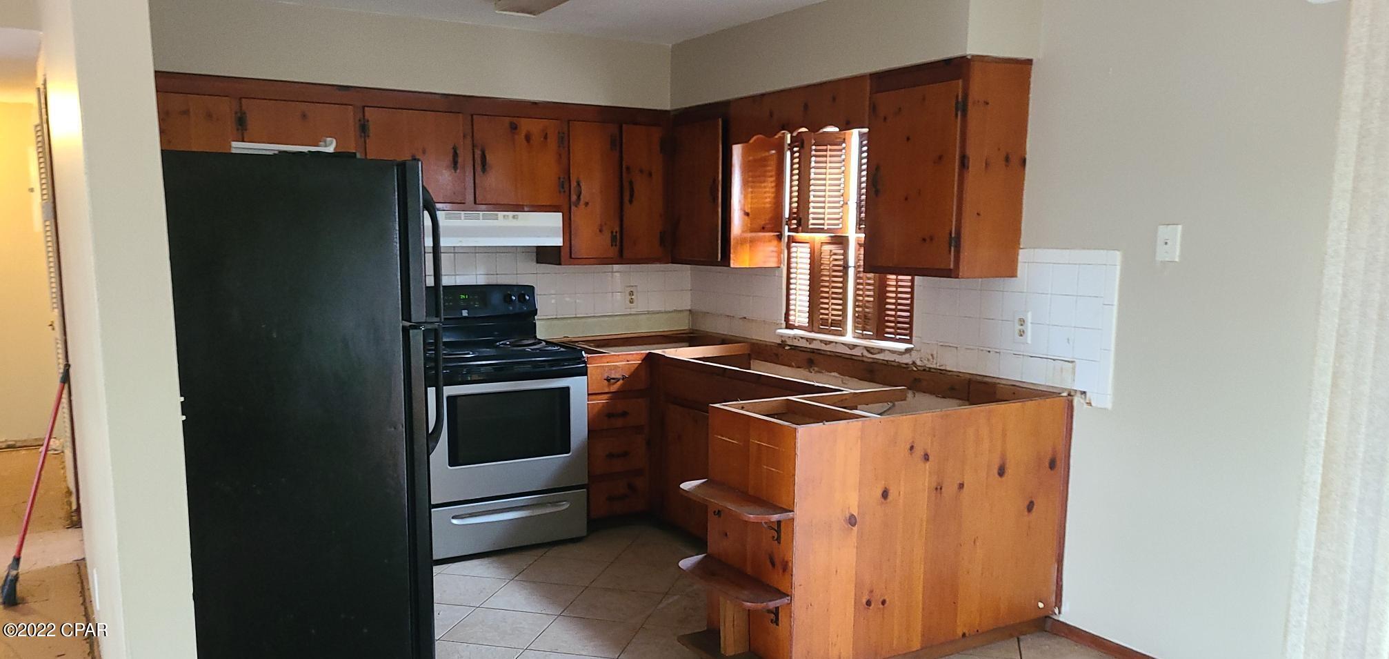 Parkway Manor - Residential