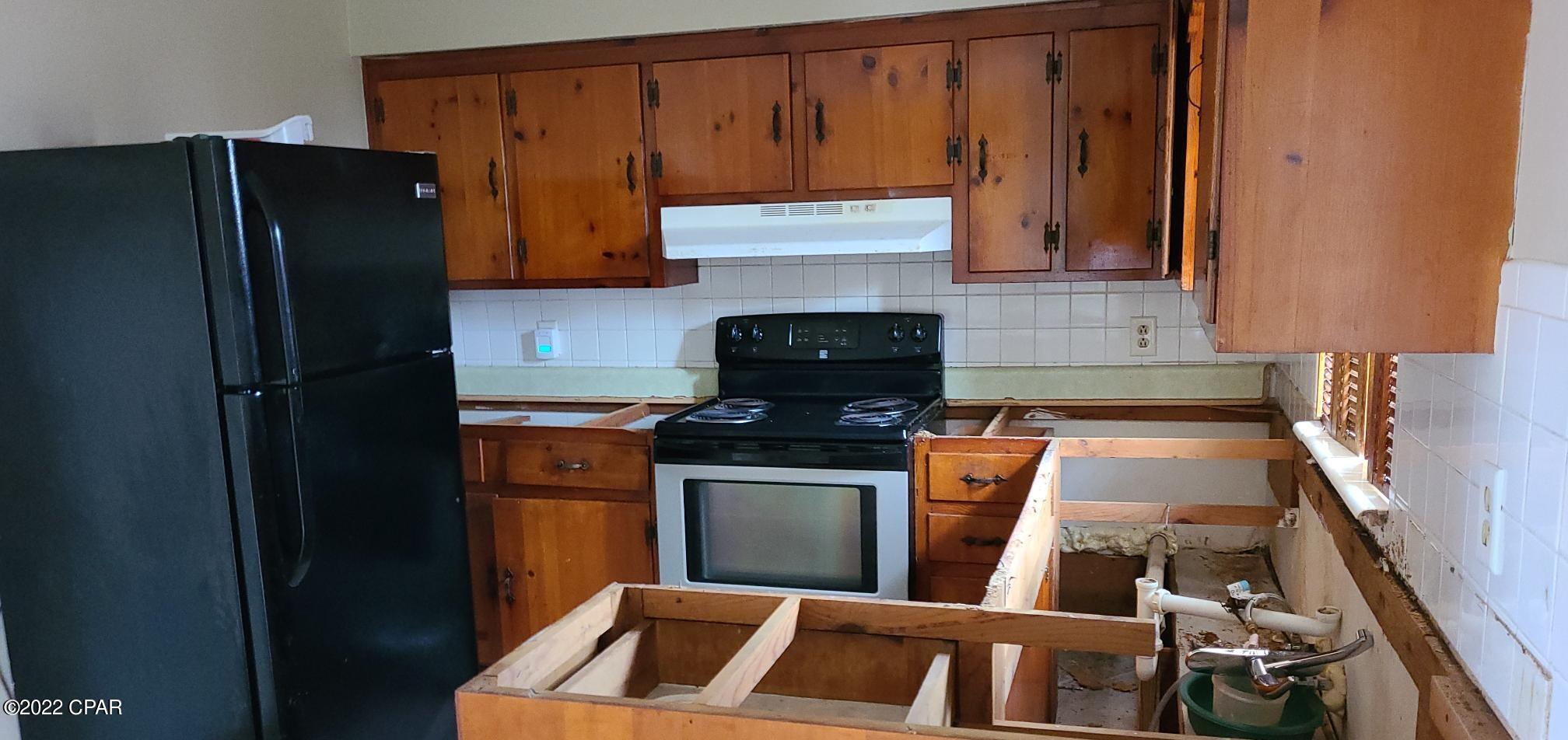 Parkway Manor - Residential