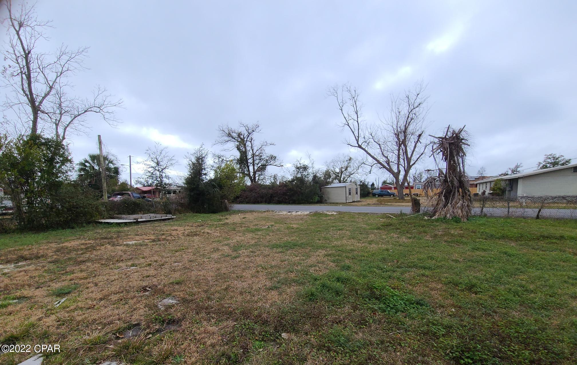 Parkway Manor - Residential