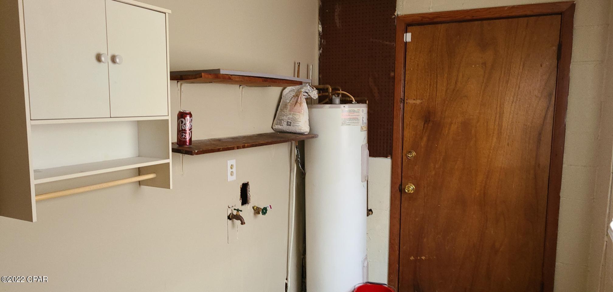 Parkway Manor - Residential