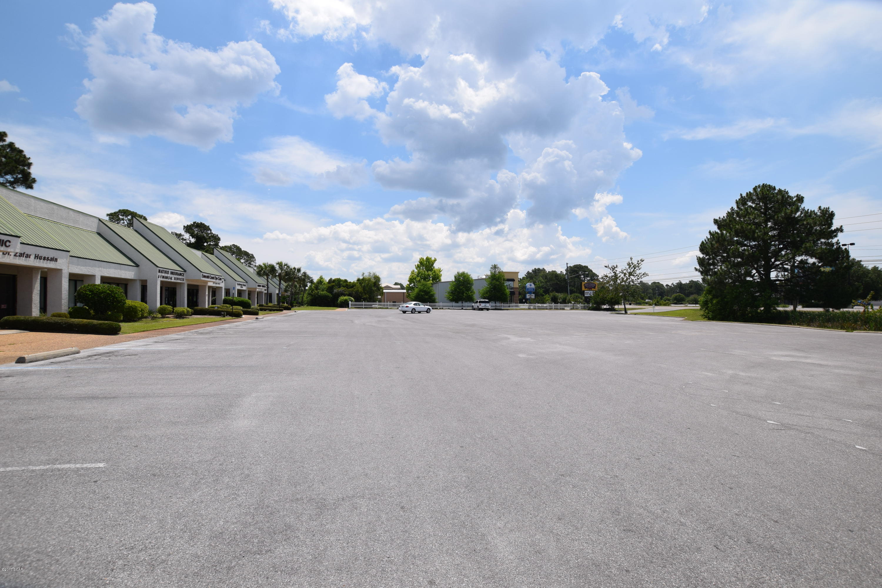 Willow Lake Commercial Center - Commercial Sale