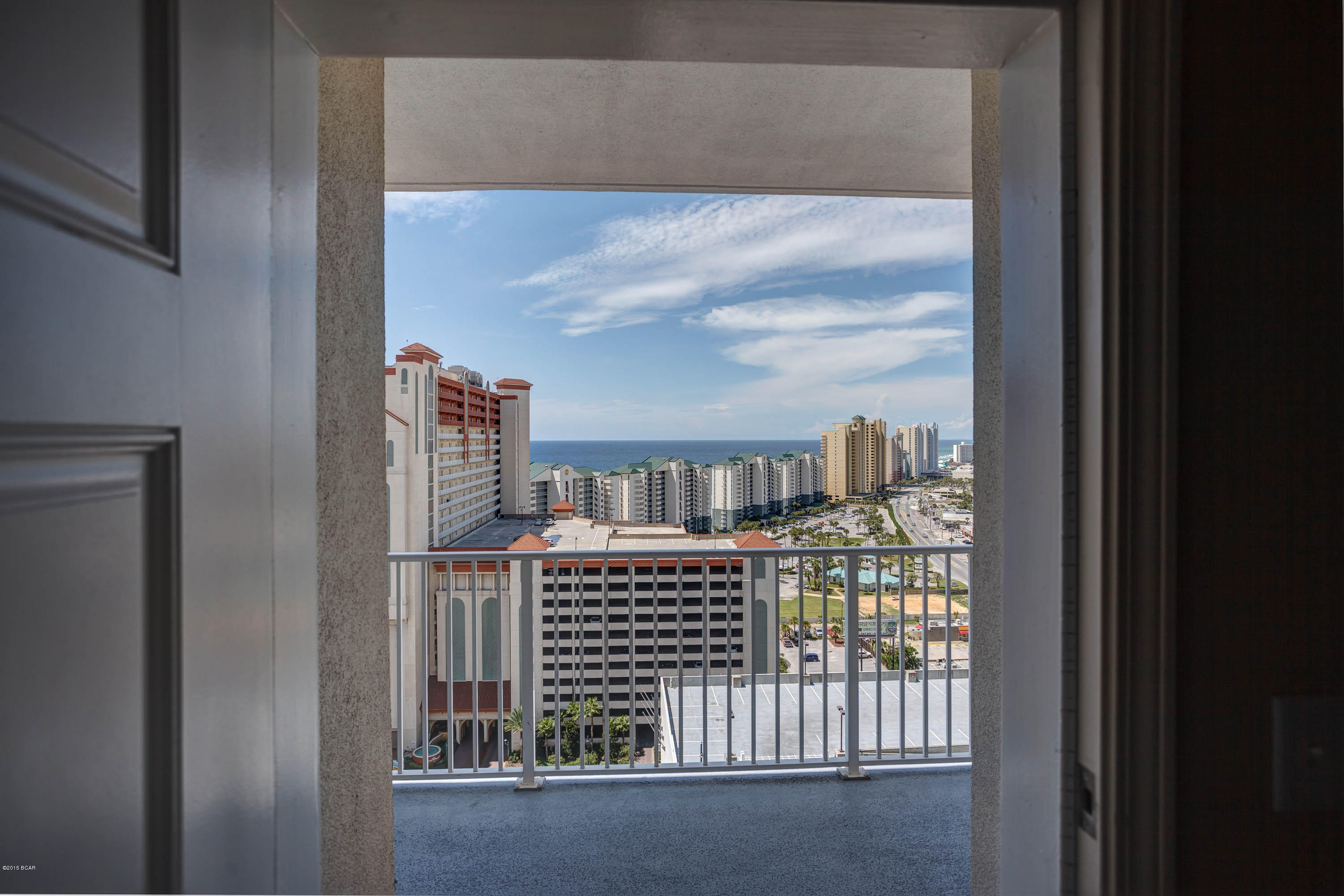 Laketown Wharf - Residential