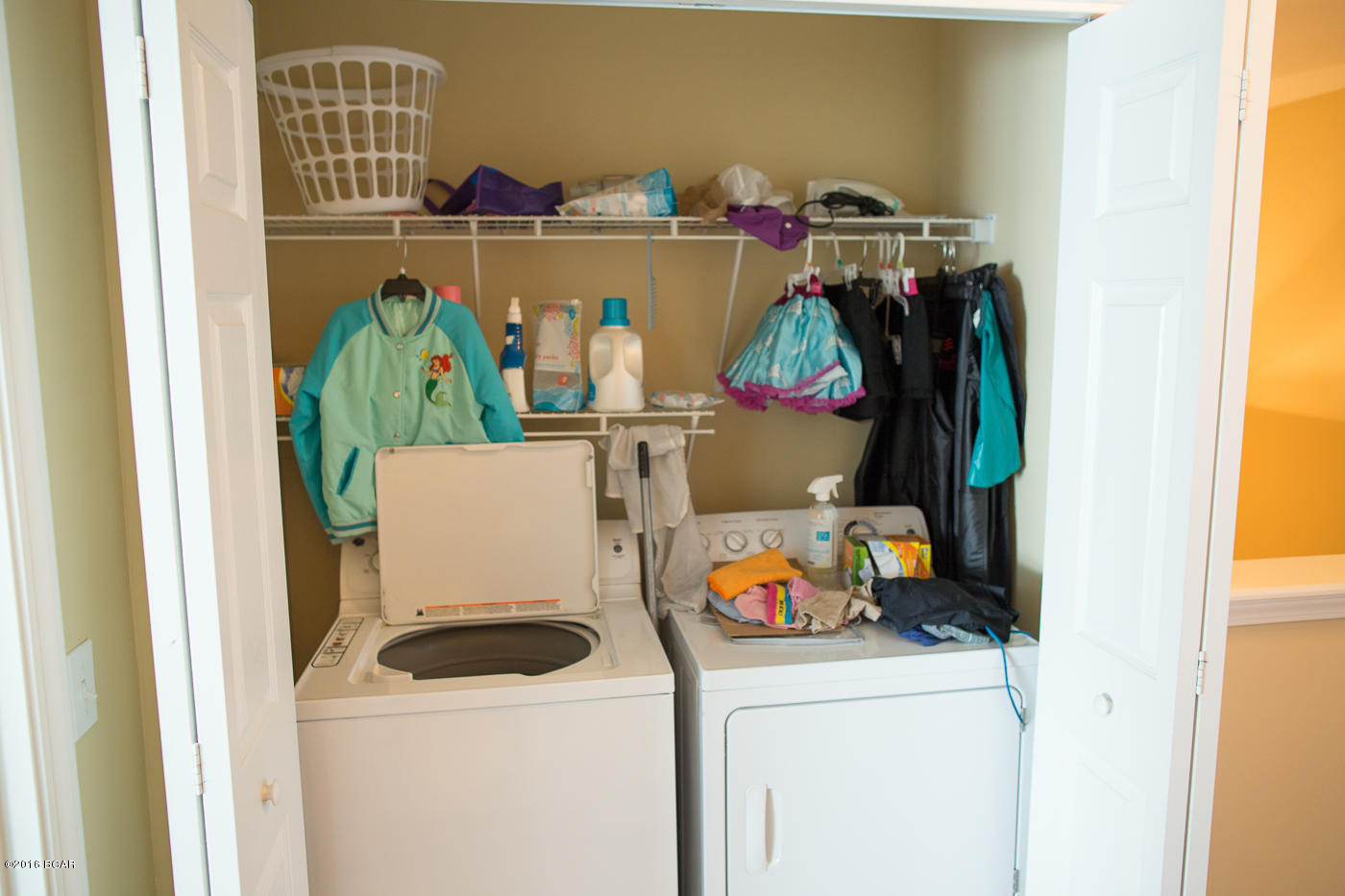 Annabella's Townhomes - Residential Lease