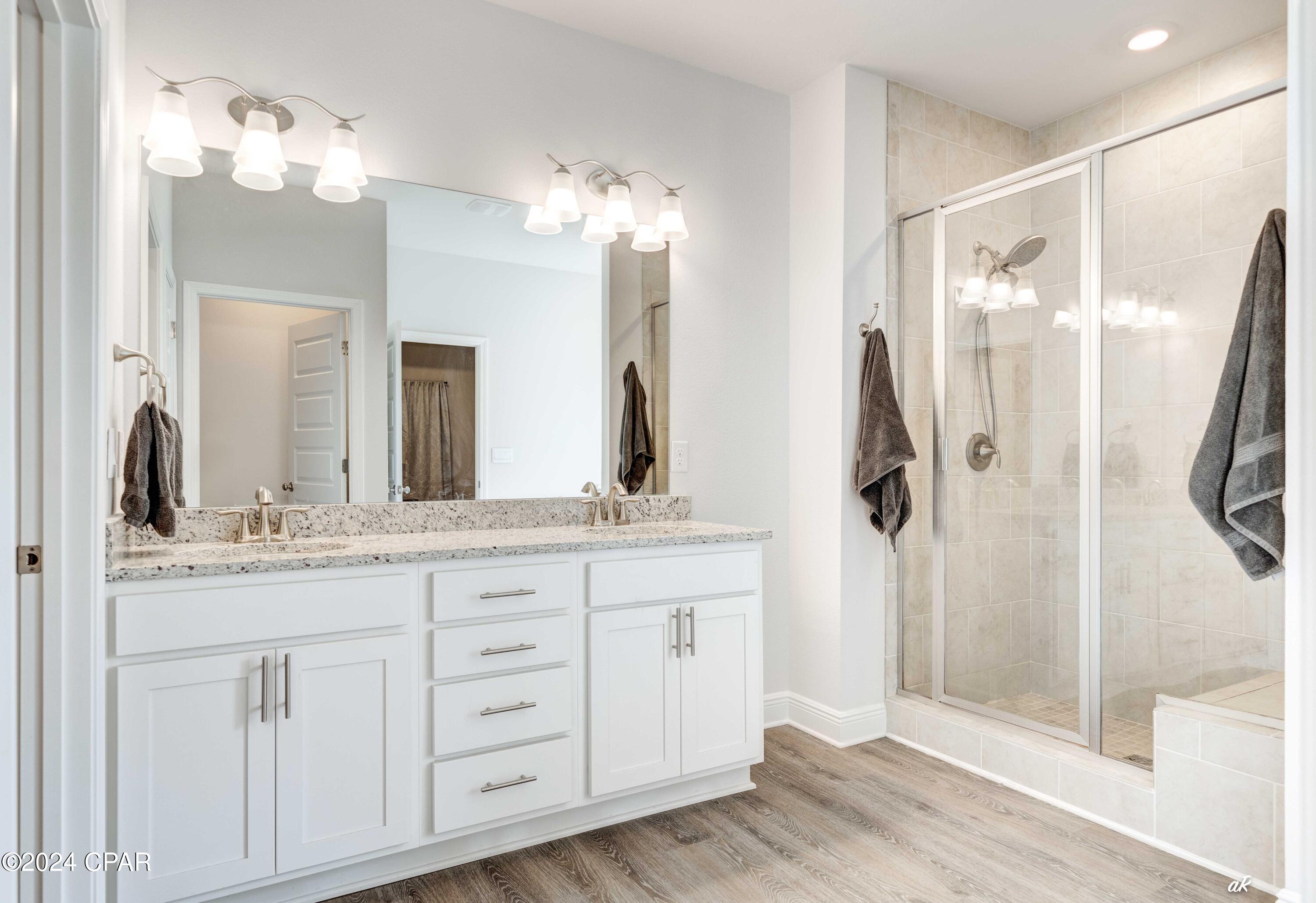 [No Recorded Subdiv] - Residential Lease