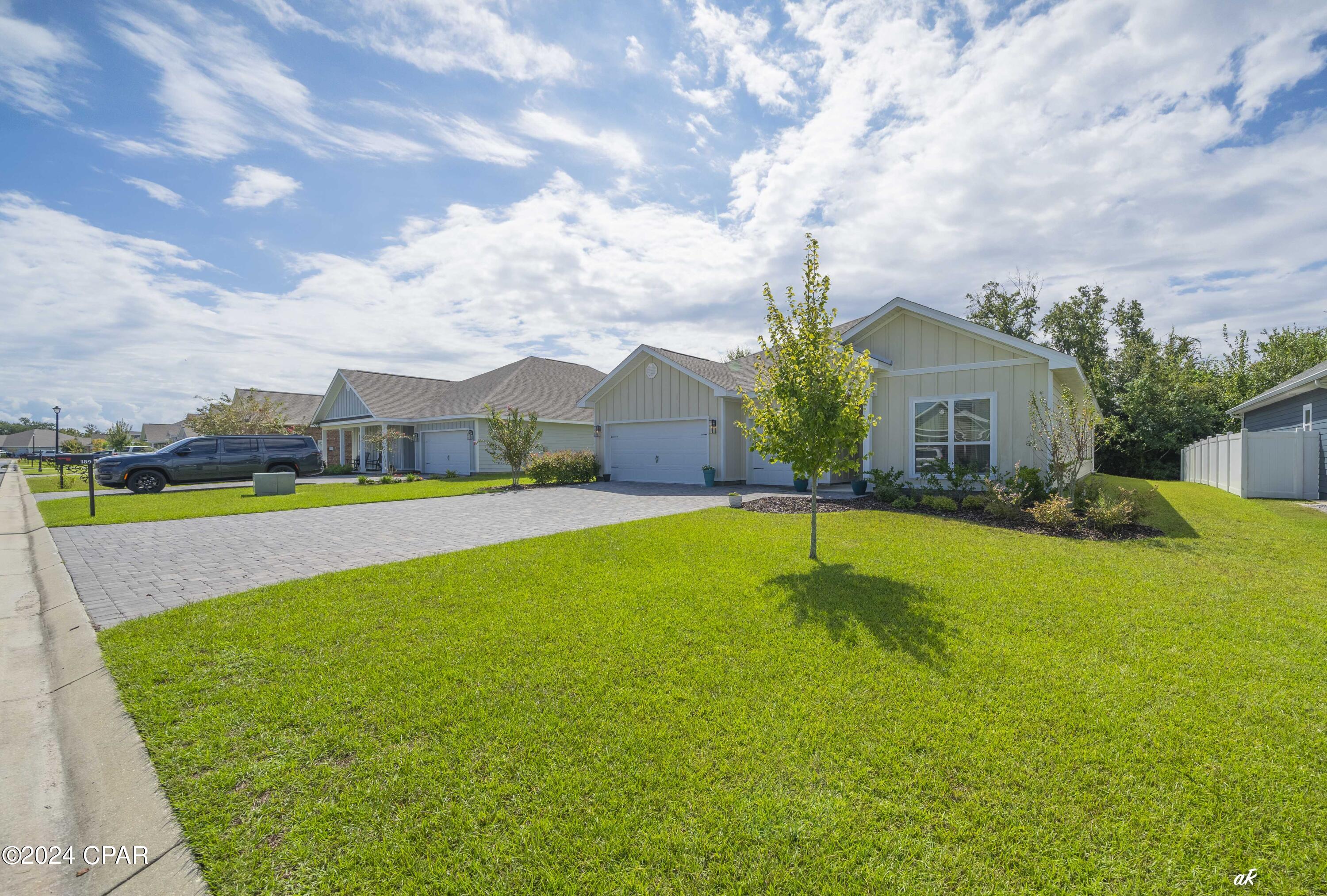 [No Recorded Subdiv] - Residential Lease