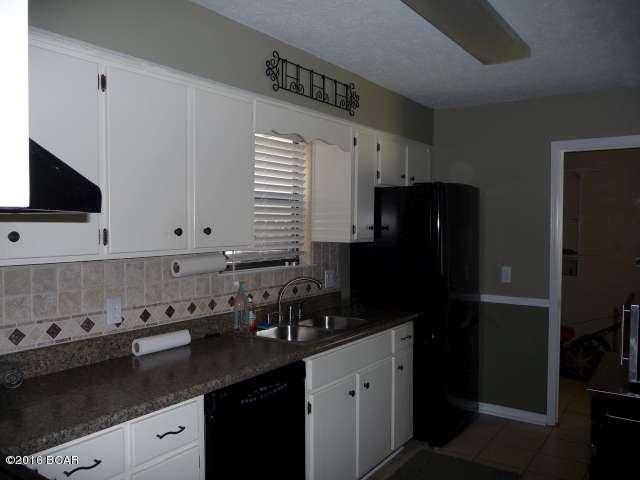 E.L. Wood - Residential Lease