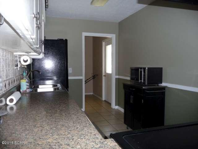 E.L. Wood - Residential Lease