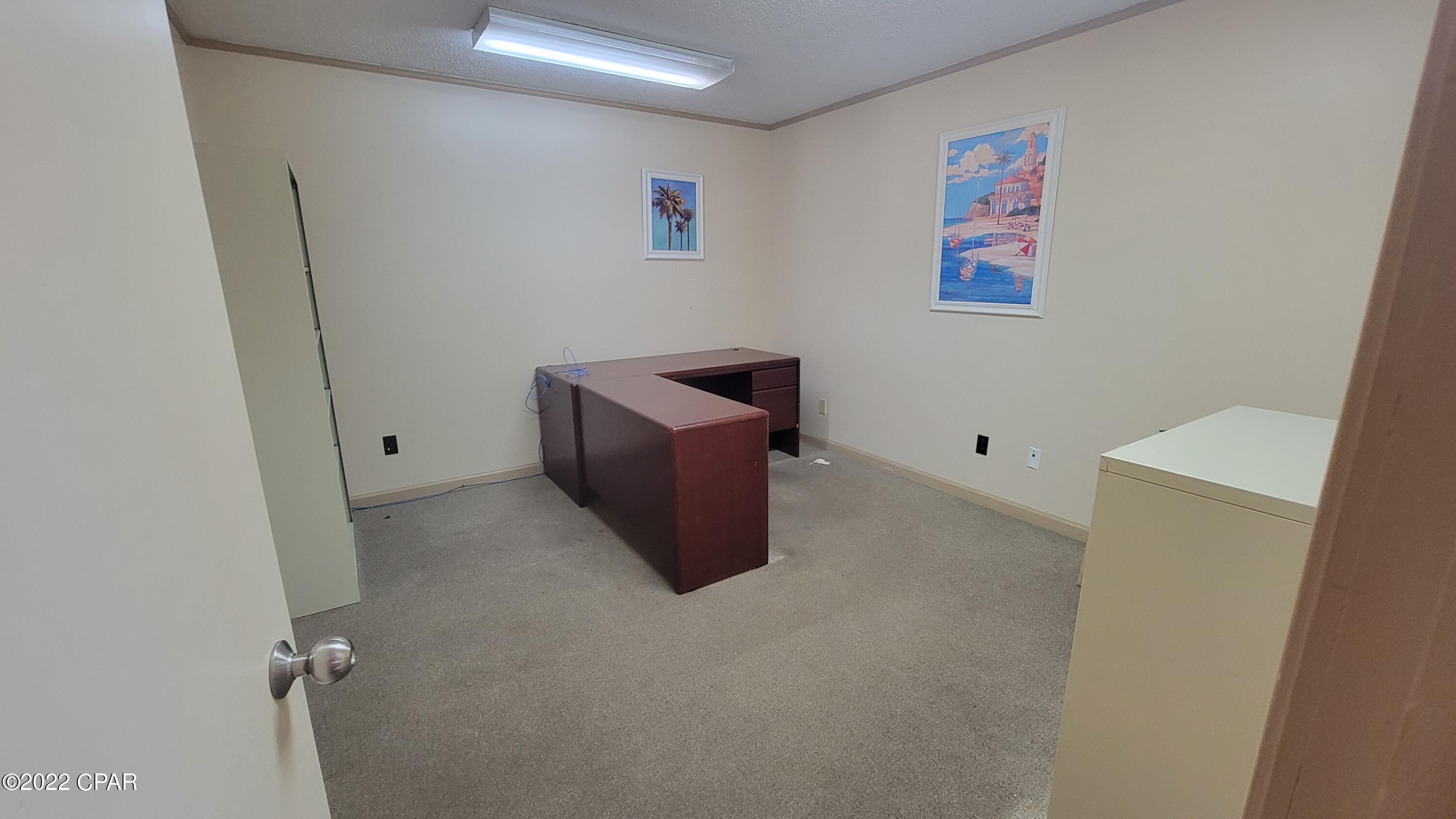 Skyland - Commercial Sale