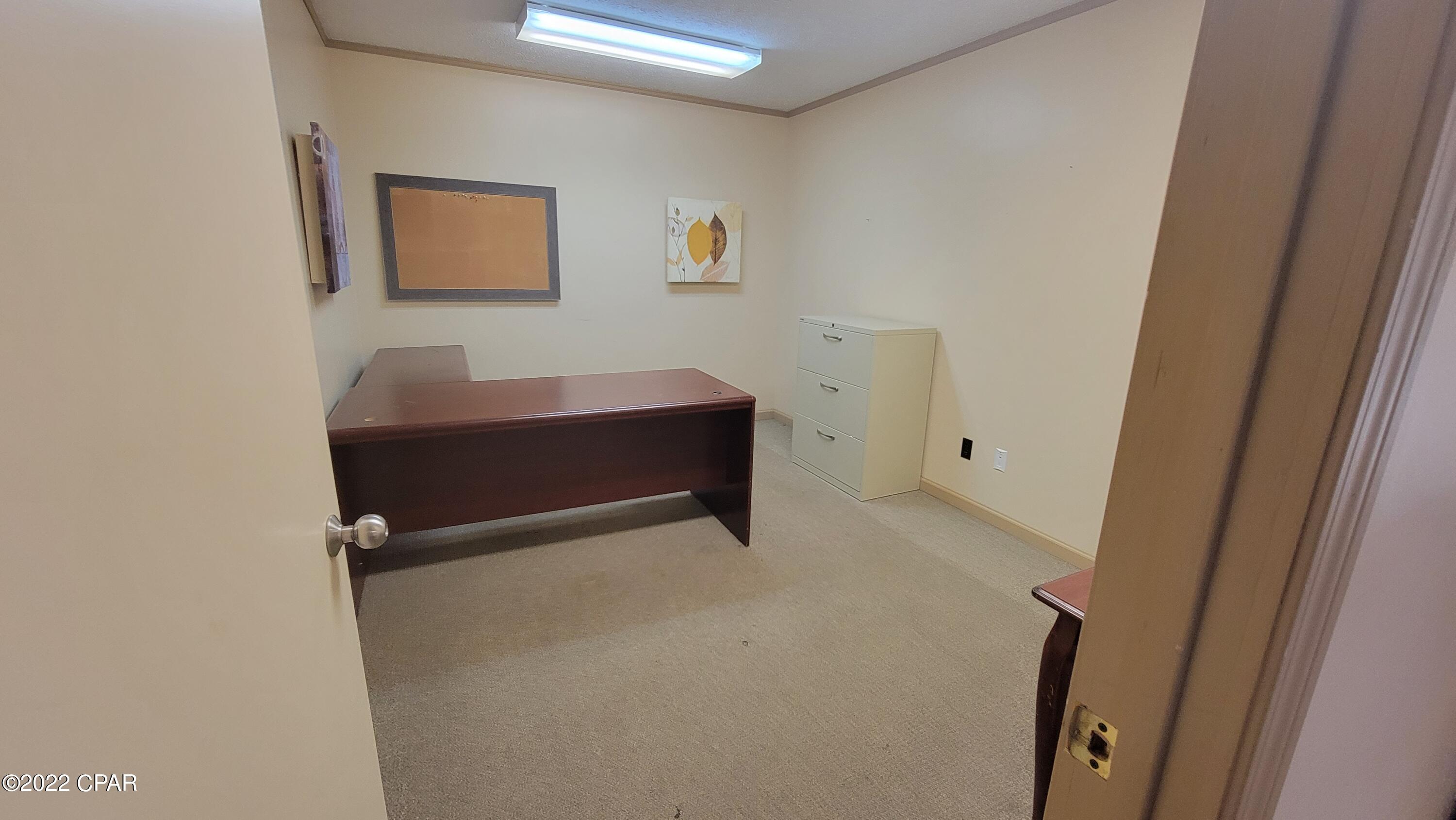 Skyland - Commercial Sale