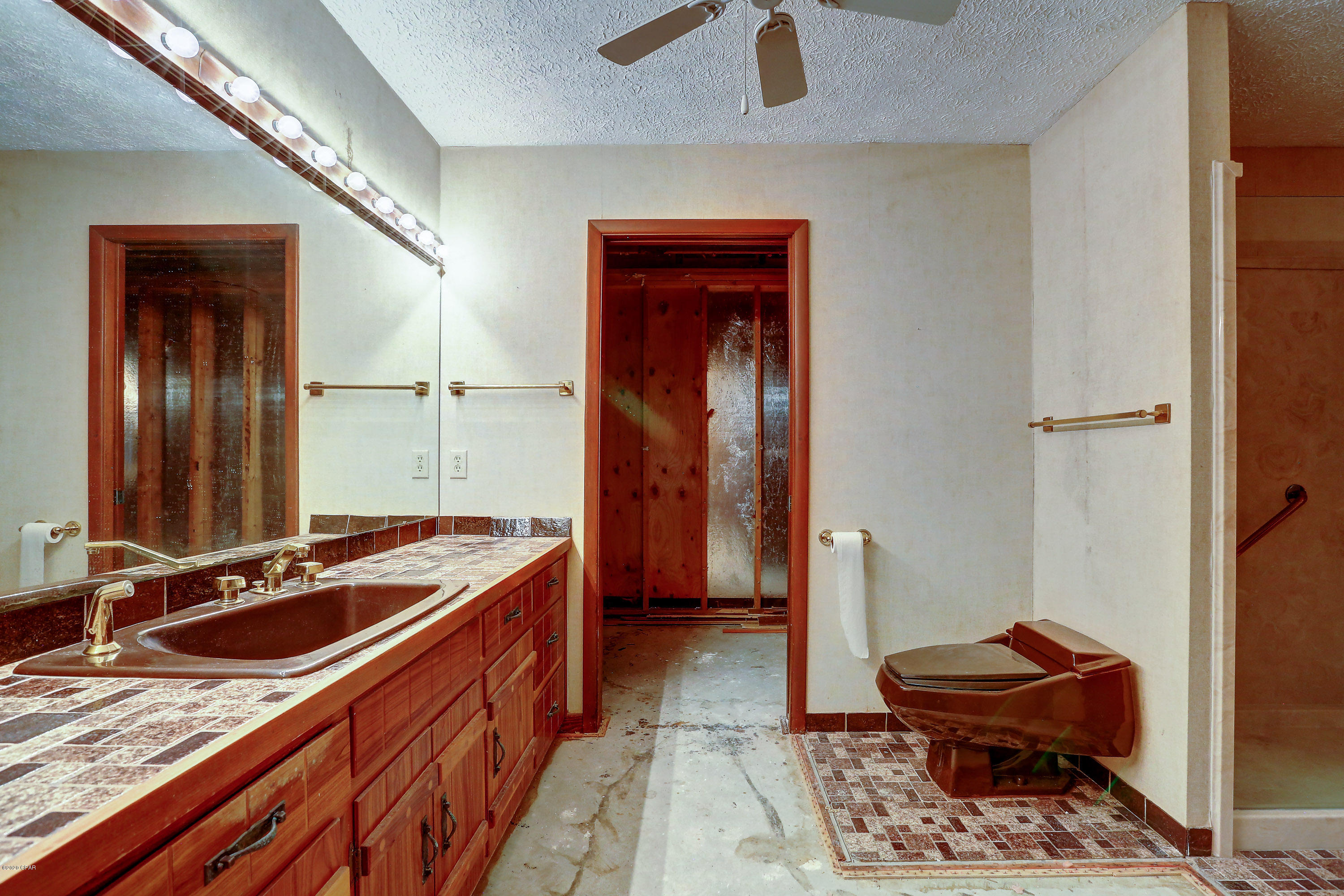 Kings Point - Residential