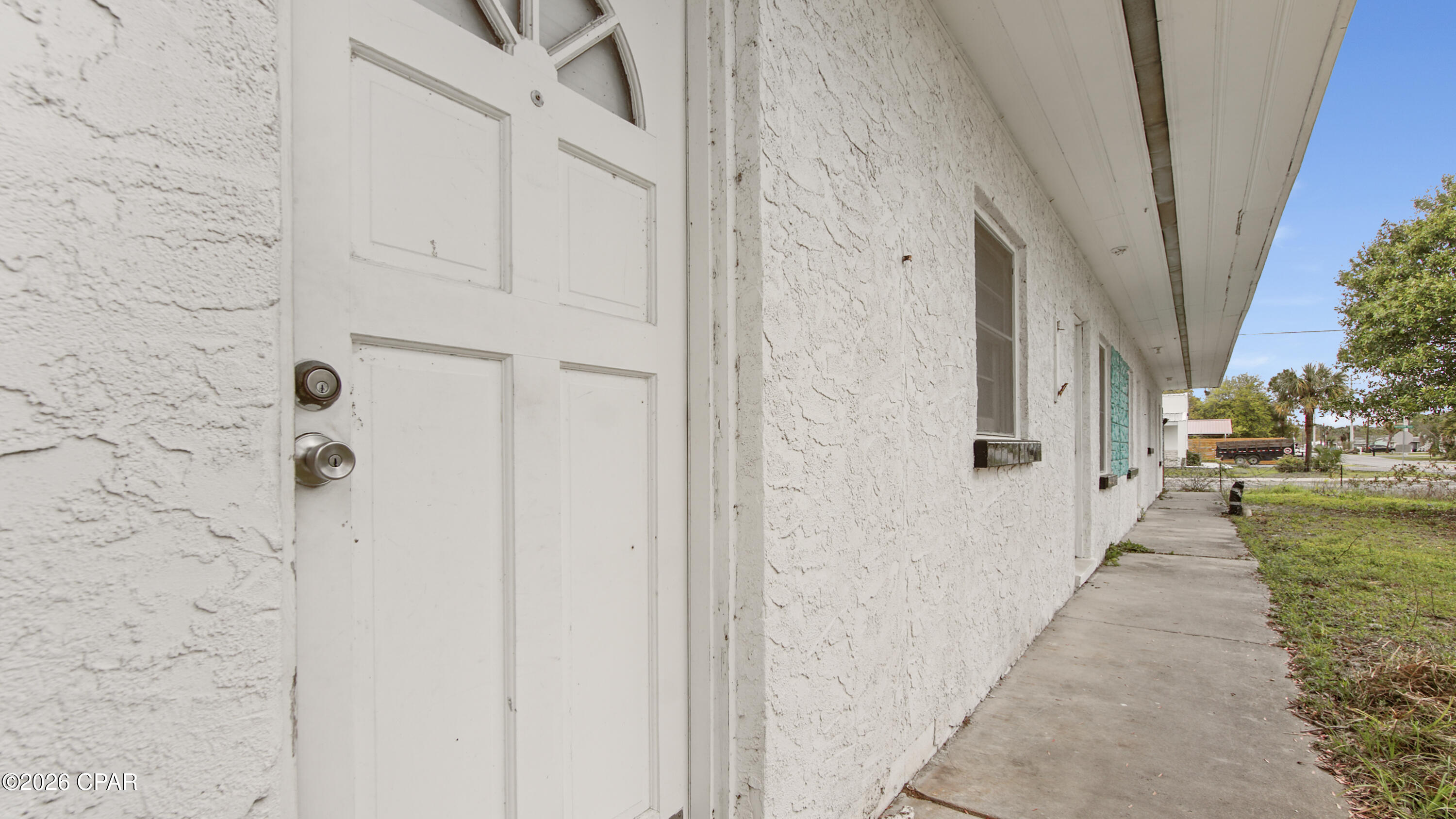 Hutchison's 1st To Bahama Bch - Commercial Sale