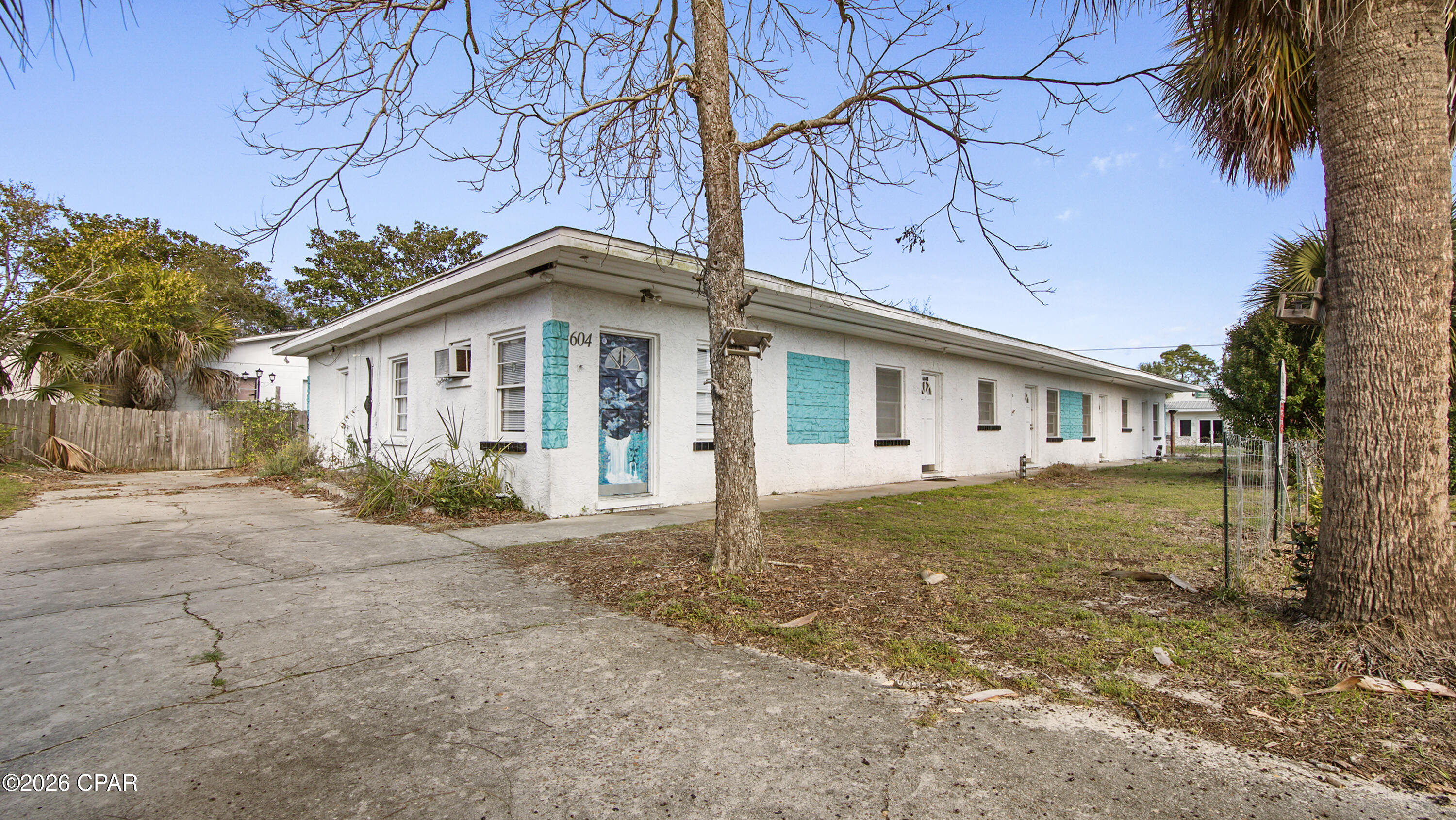 Hutchison's 1st To Bahama Bch - Commercial Sale