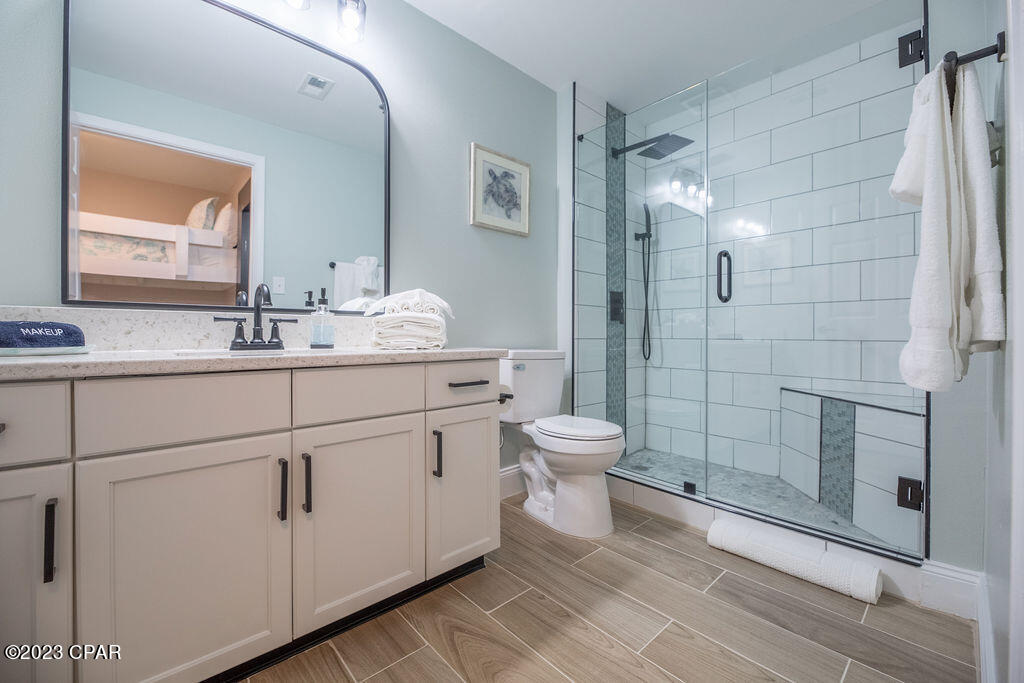 Laketown Wharf - Residential