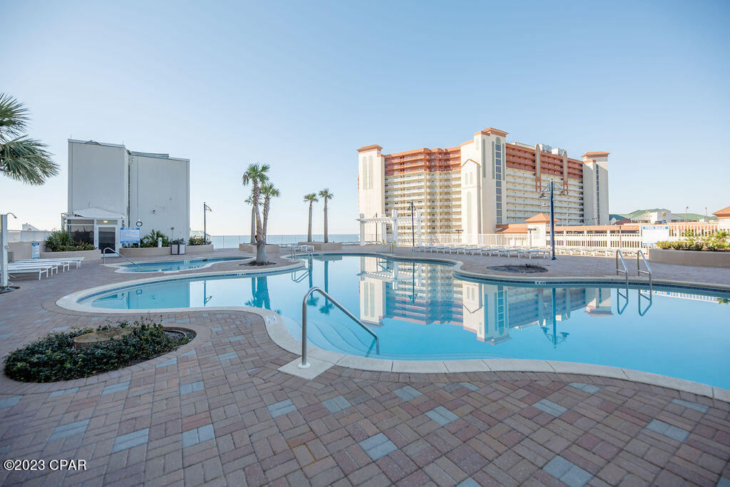 Laketown Wharf - Residential