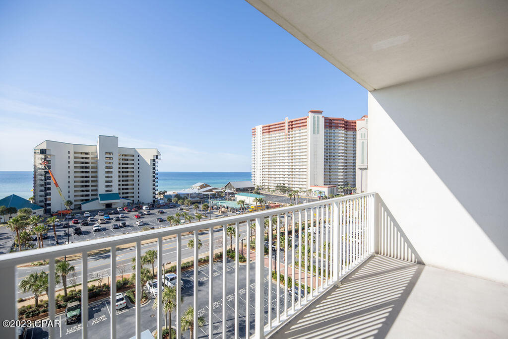 Laketown Wharf - Residential