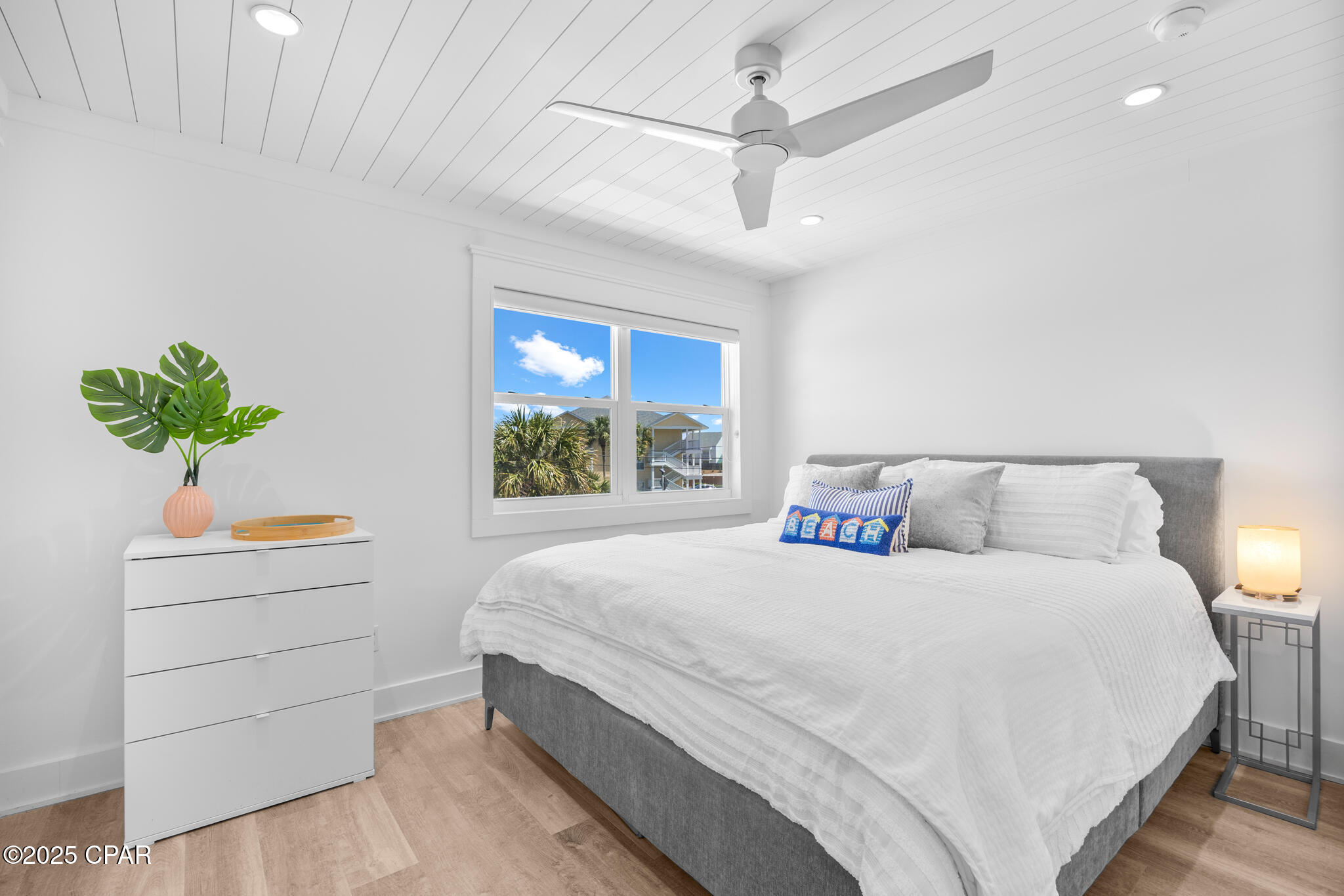 Seagull Beach - Residential