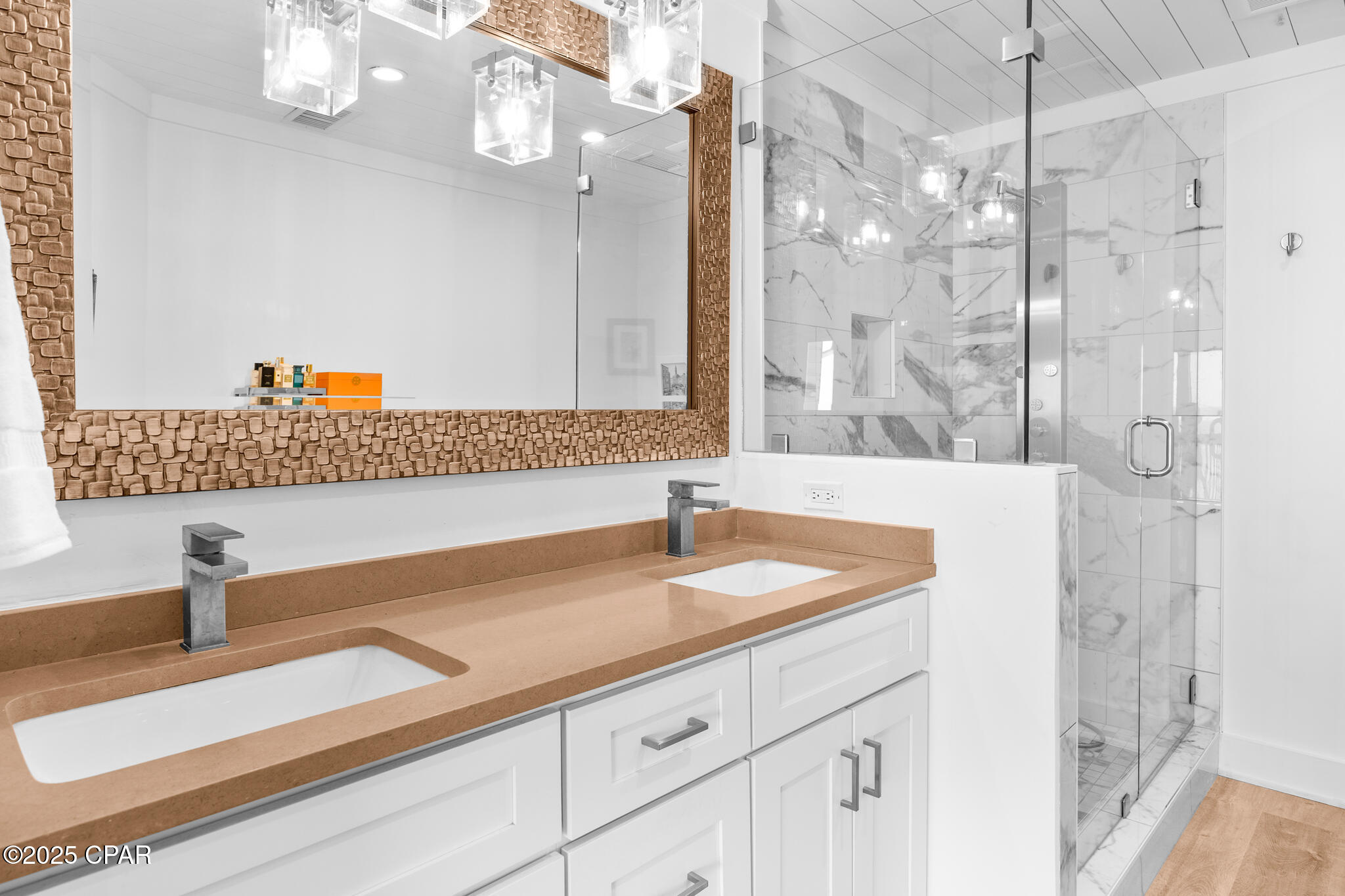 Seagull Beach - Residential