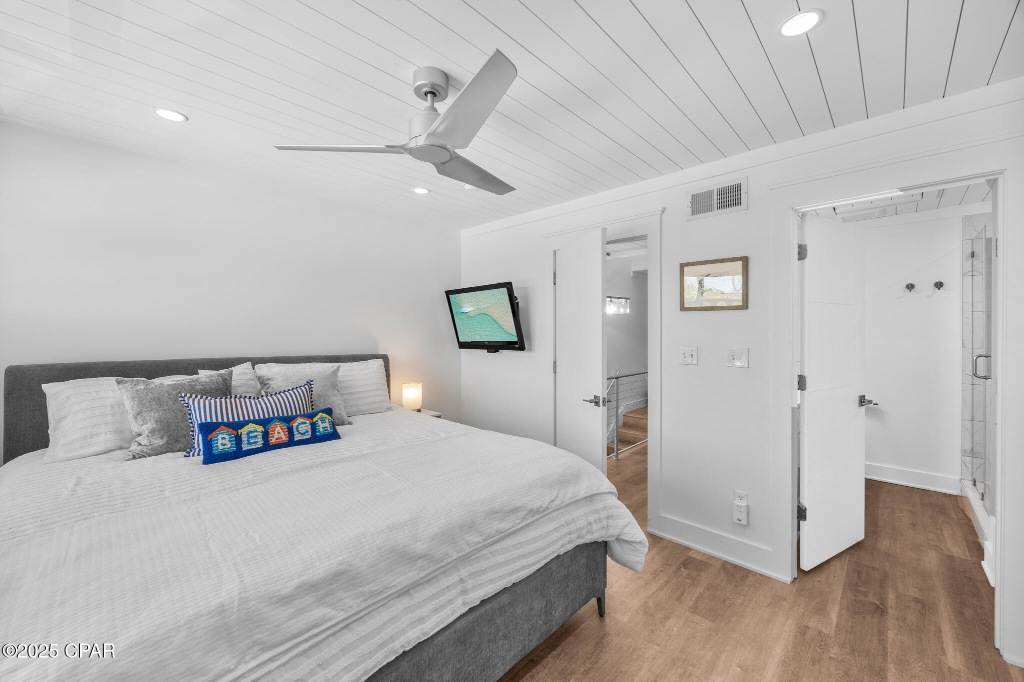 Seagull Beach - Residential