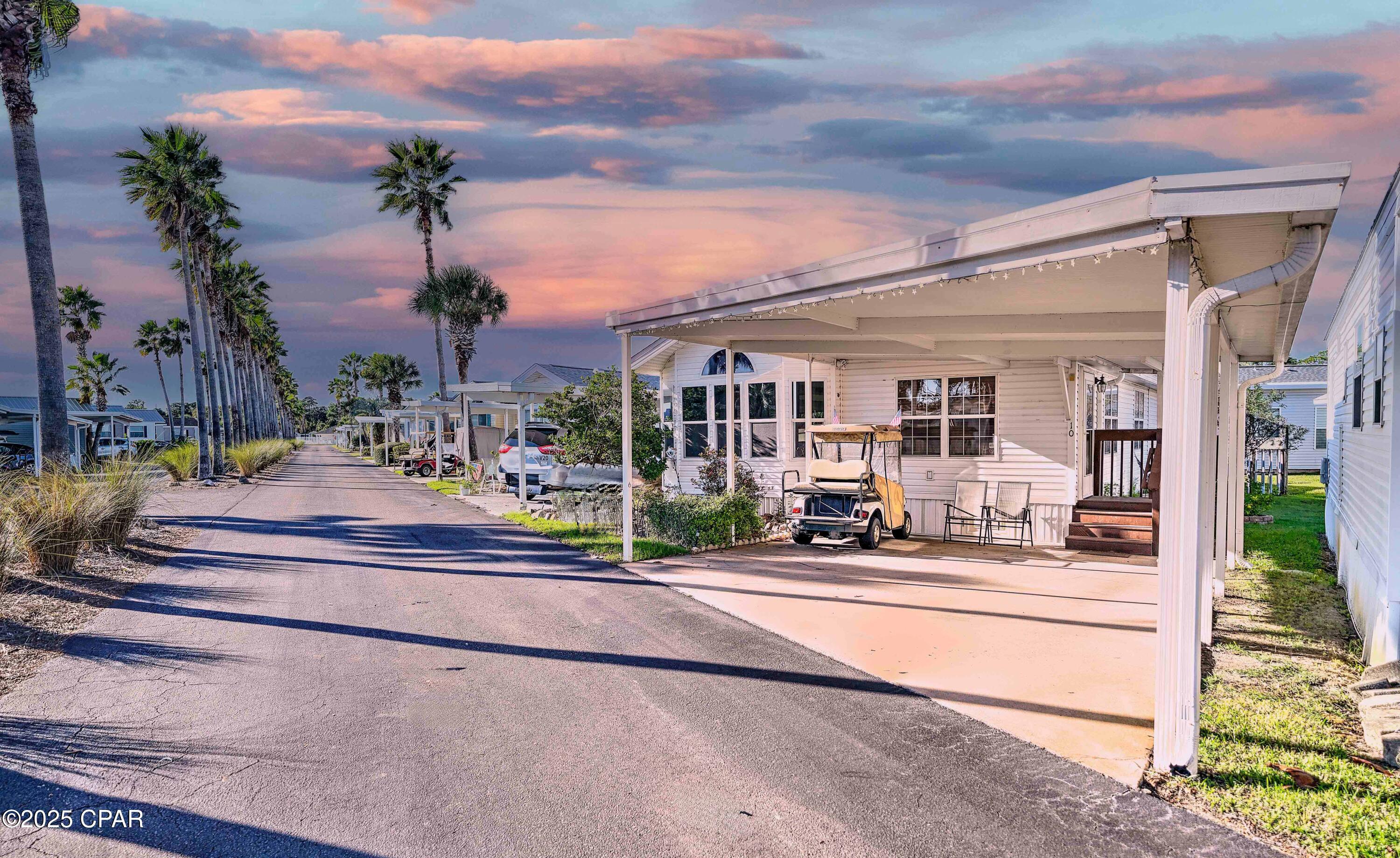 Emerald Pointe Resort - Residential