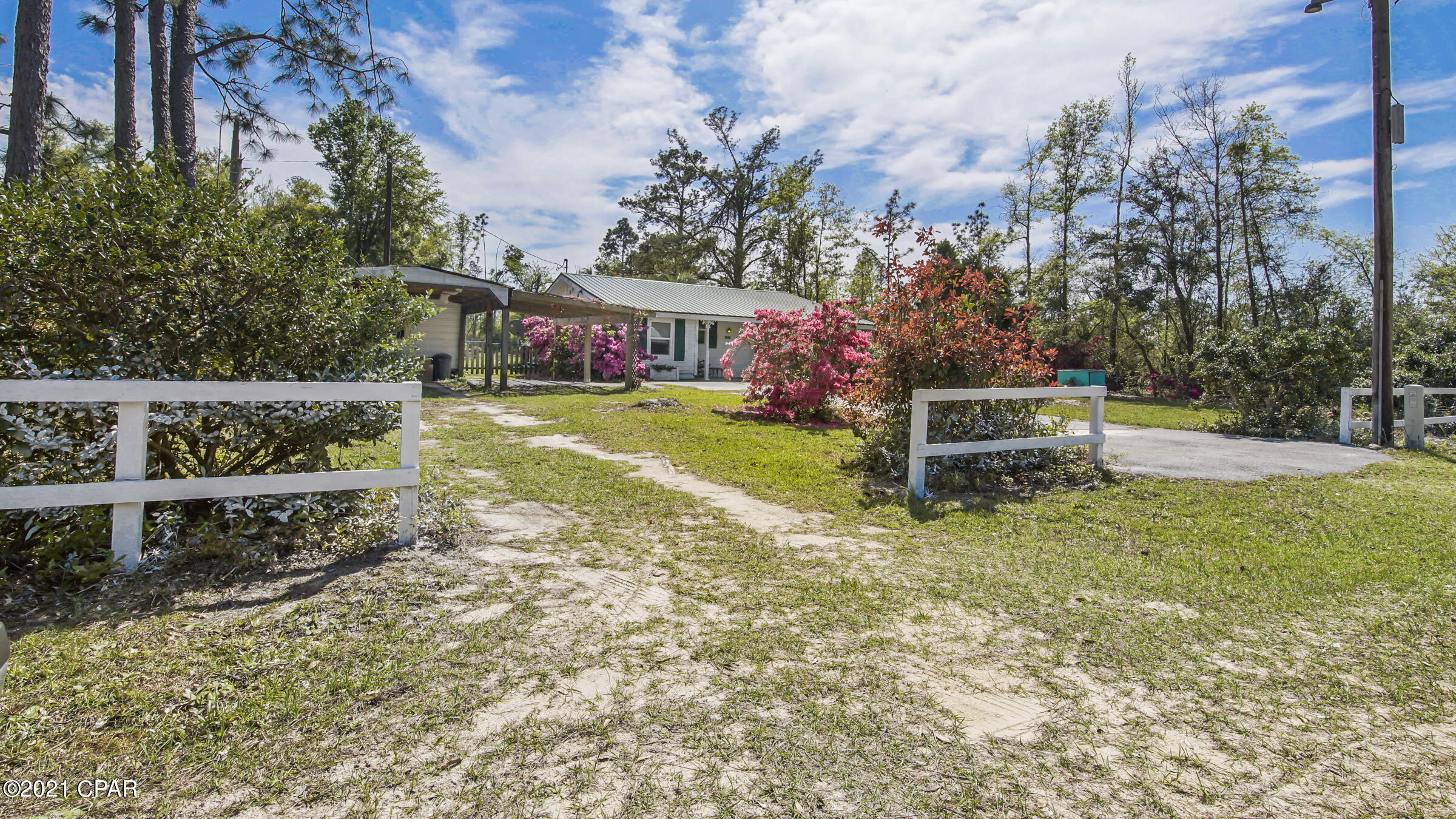 [No Recorded Subdiv] - Residential