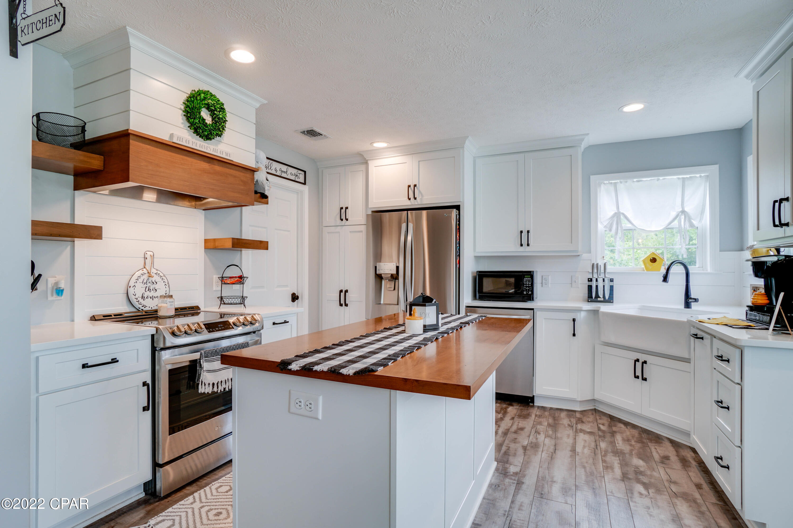 Indian Bluff Estates Unit 1 - Residential