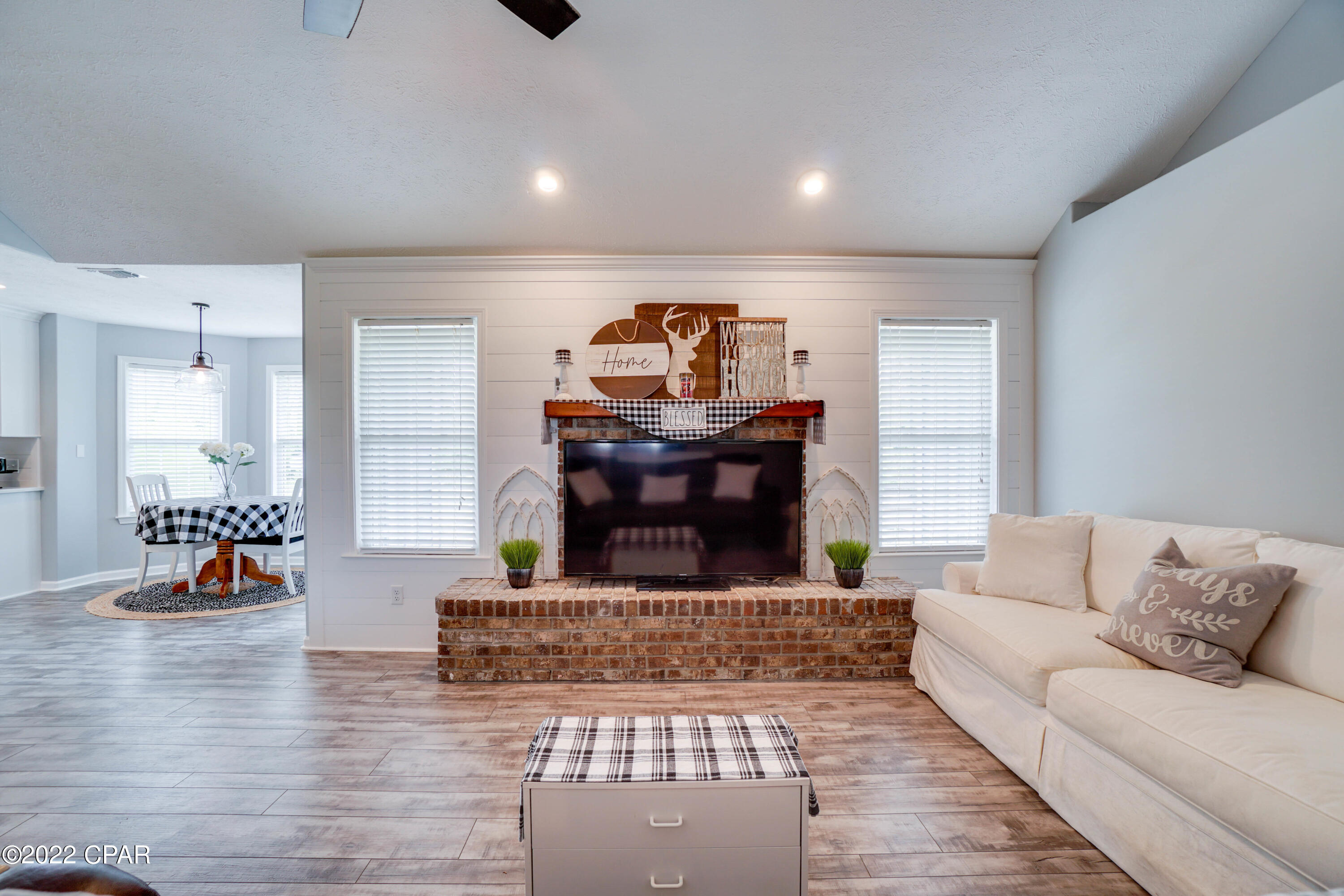 Indian Bluff Estates Unit 1 - Residential