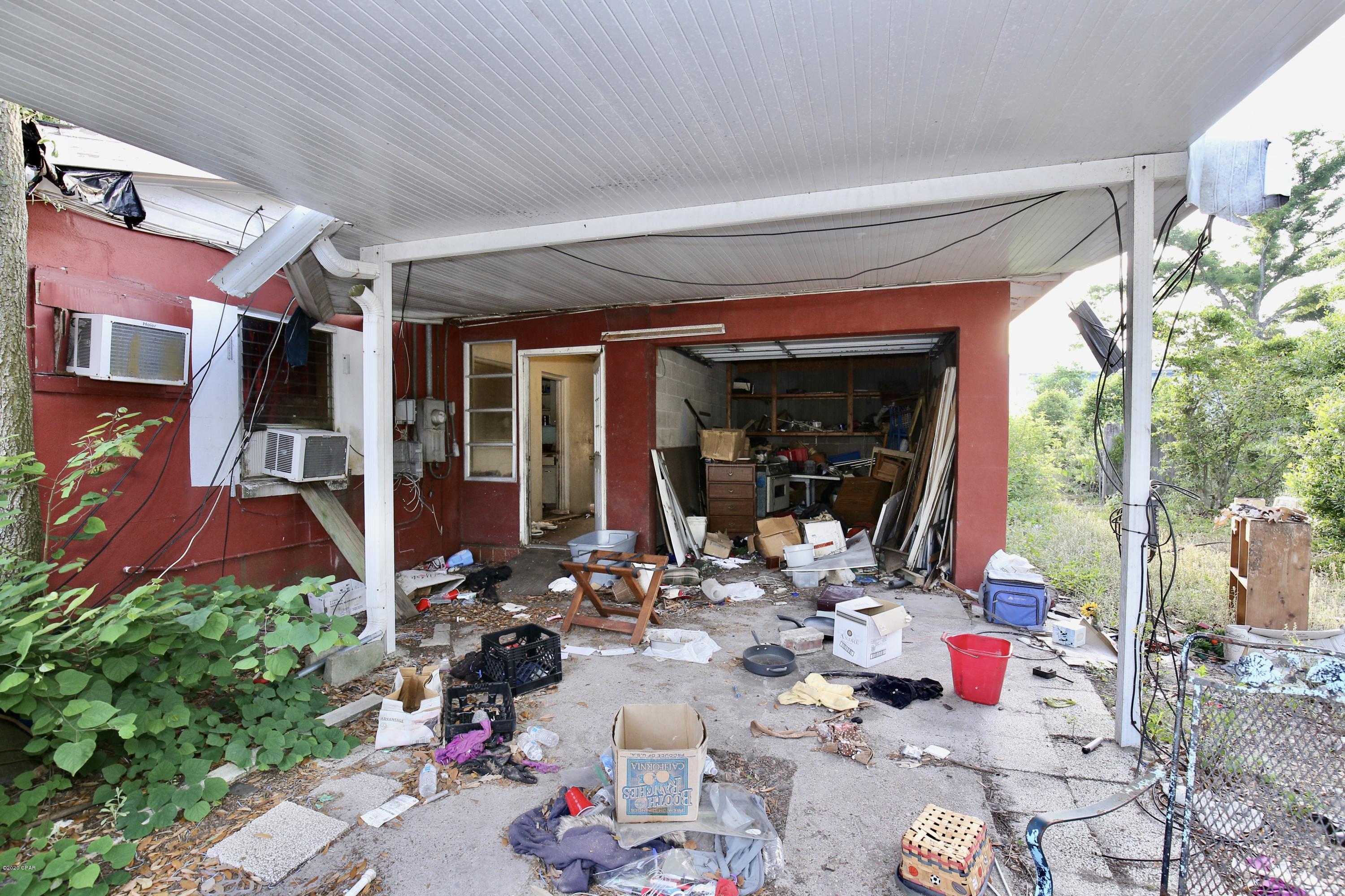 [No Recorded Subdiv] - Residential