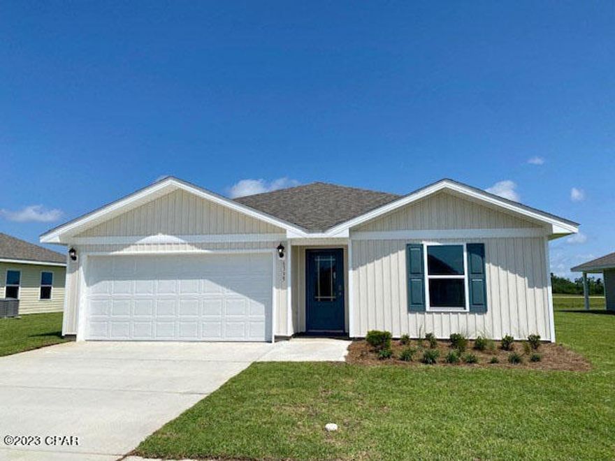 Liberty neighborhood is conveniently located in beautiful Panama City off Star Avenue near 231. Located just 25 minutes from Tyndall Airforce Base, 20 minutes to hospitals, and less than 15 minutes to shopping, restaurants, and grocery stores you will be amazed at the convenience once you enter the winding entrance to this beautiful sanctuary. Liberty, D.R. Horton's premier new lifestyle community, offers a 7,500 square foot community center with full gym, wellness rooms and much more. Additionally, behind the community center is a water wonderland with resort style pool, splash pads, and an outdoor grilling kitchen with seating. Just when you thought it could not offer more, there are sidewalks, ponds, fountains, and conservation areas throughout this beautiful neighborhood full of nature.
When you enter the Freeport floorplan through the prairie door you will notice immediately the brightness of the entry hallway. This 4-bedroom 2 bath, 1387 square foot, home is an open floorplan with two bedrooms separated by a full bathroom at the front of the home and one bedroom across the entry hallway affording family and friends alike privacy when visiting. The large kitchen island overlooks the dining room and living room allowing all to be together or doing individual tasks in each area. The main areas of the home as well as the bathrooms and laundry have beautiful luxury vinyl plank while the bedrooms offer plush carpeting. The spacious primary bedroom leads to the bathroom featuring a large shower, single vanity, and a large closet. This home is situated on beautiful lot, entering the cul de sac and backing to the conservation area. This 4-sided vinyl home comes with the front, sides, and backyard sodded. This 4 sides vinyl home is situated on a large lot, sodded on 4 sides, located amidst beautiful trees, ponds, and fountains.