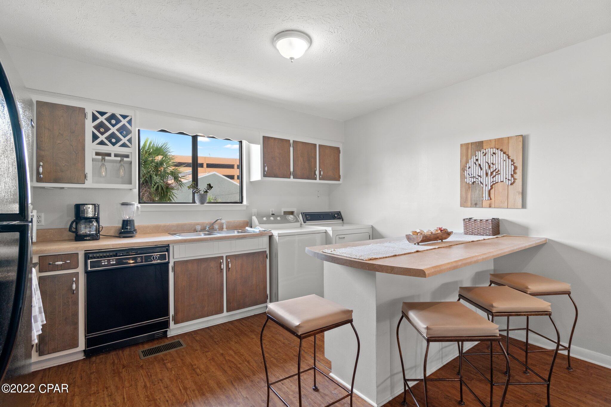 Gulf Lagoon Beach - Residential