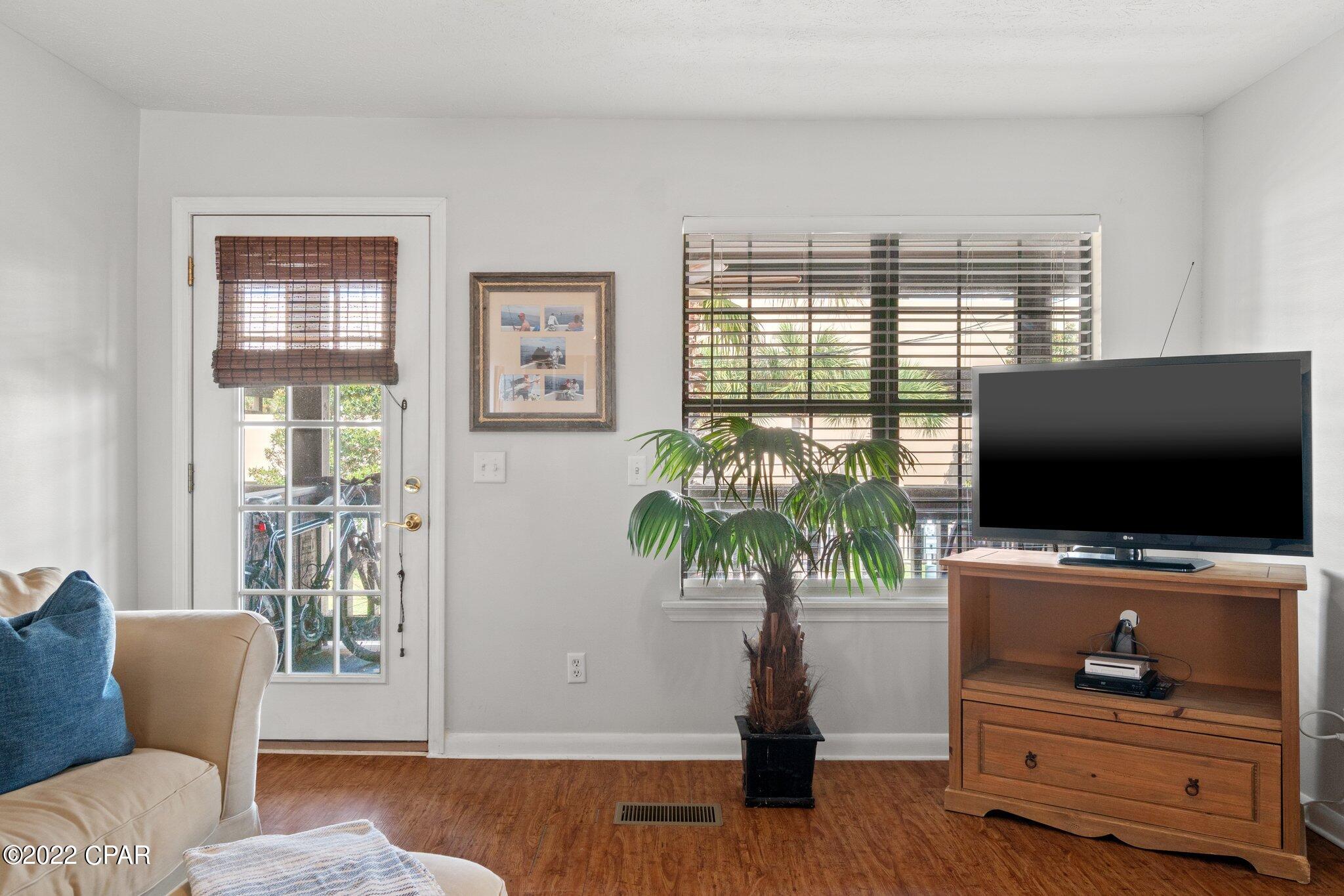 Gulf Lagoon Beach - Residential