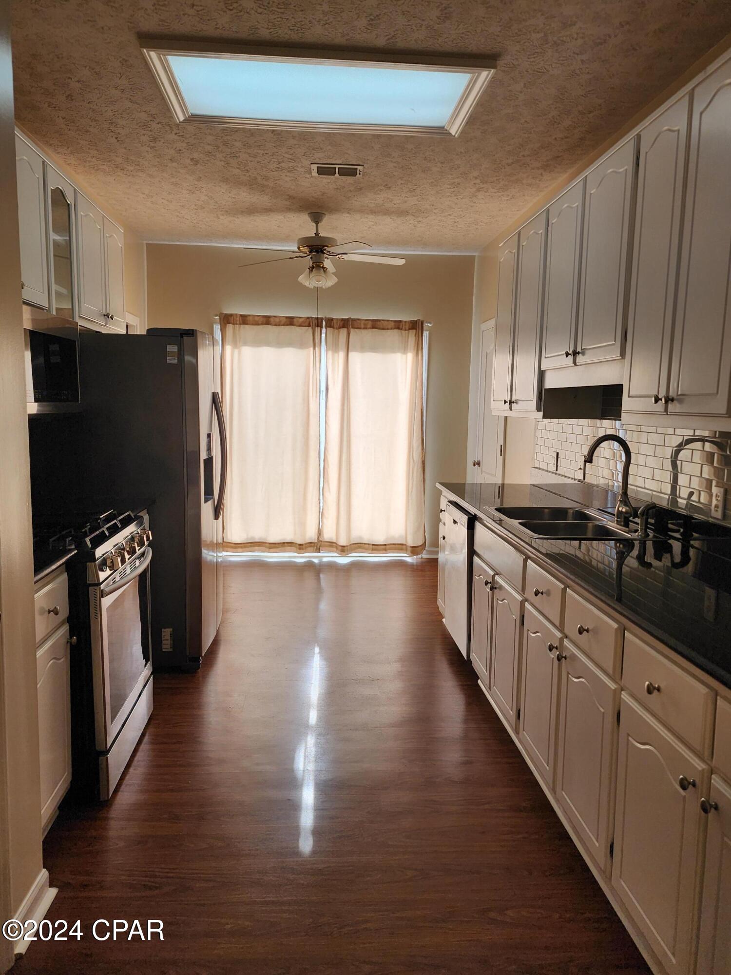 [No Recorded Subdiv] - Residential Lease