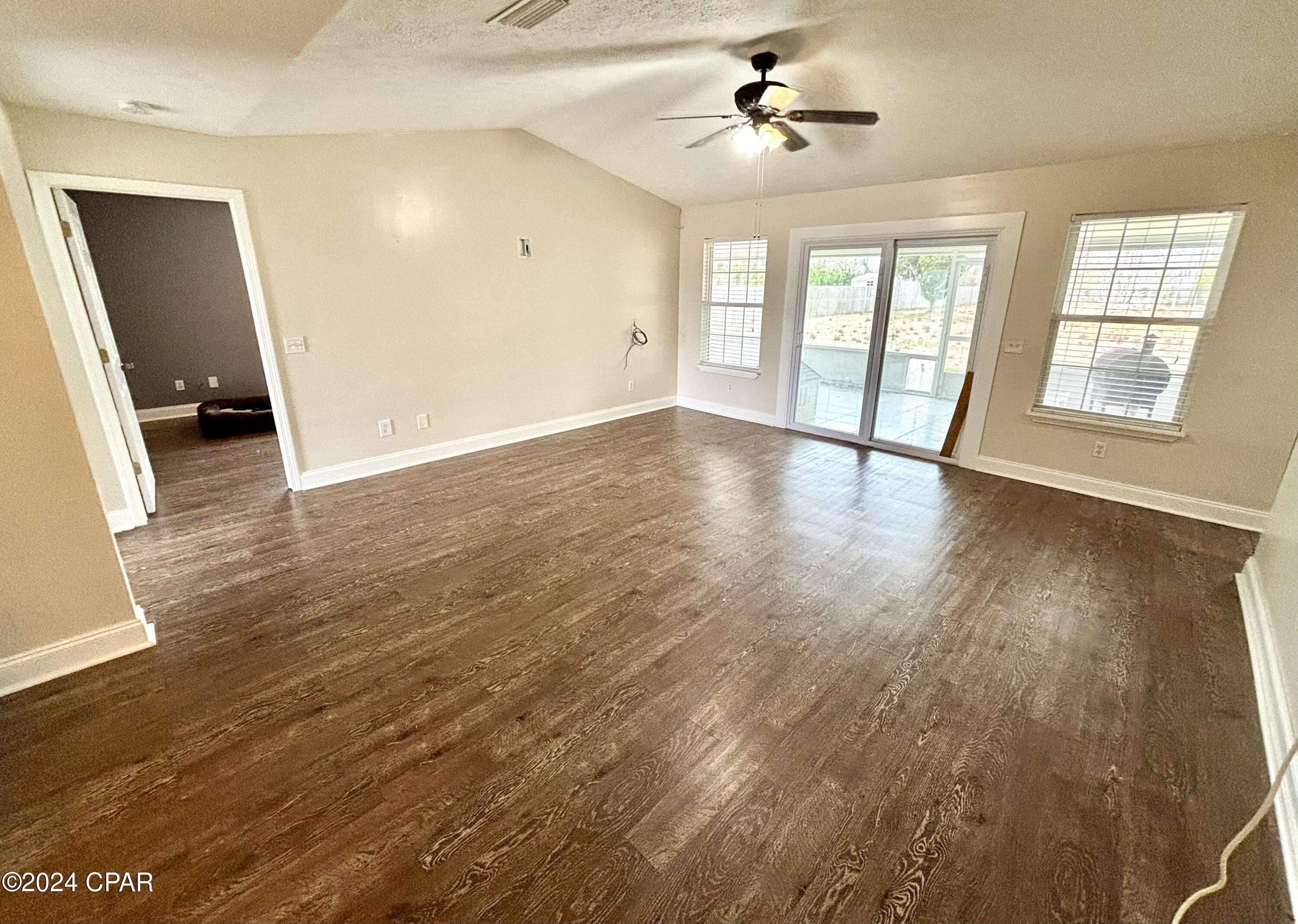 [No Recorded Subdiv] - Residential Lease