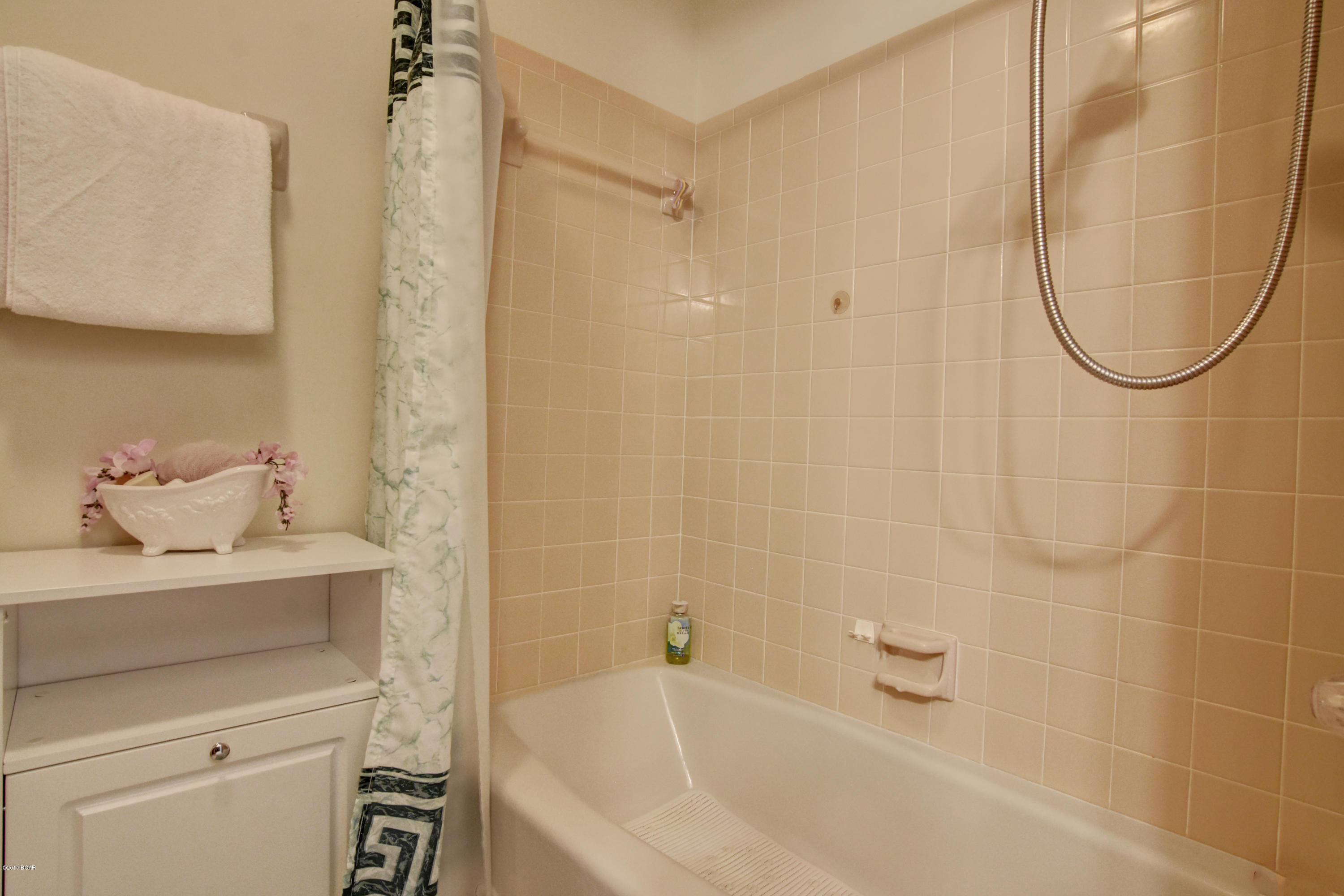 Laird Bayou - Residential