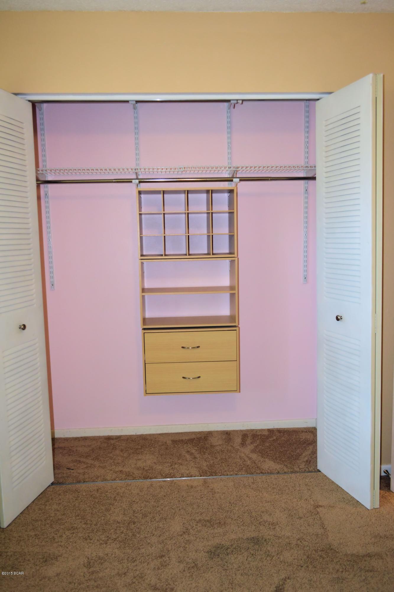 Sunny Hills Unit 4 - Residential