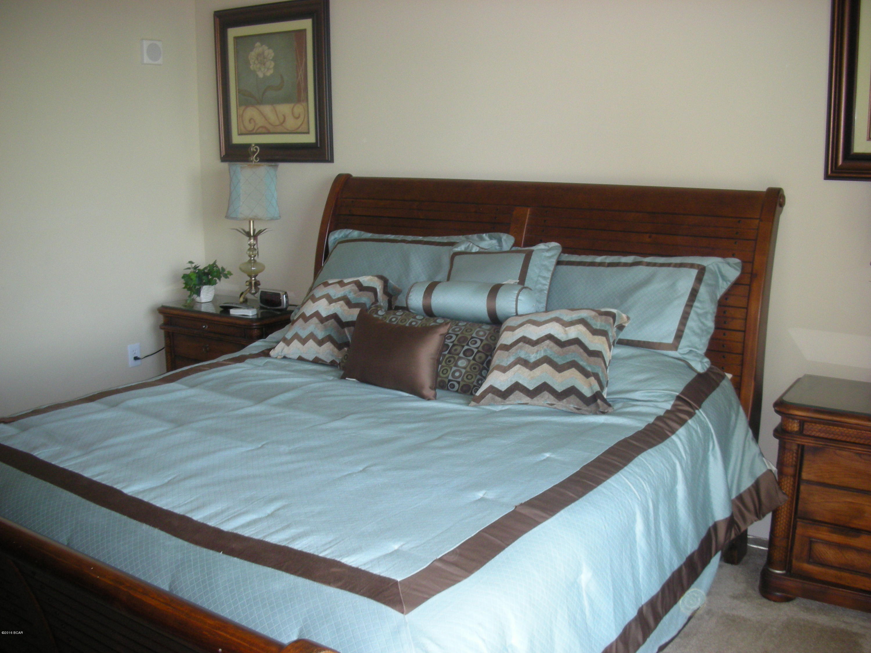 Laketown Wharf - Residential Lease