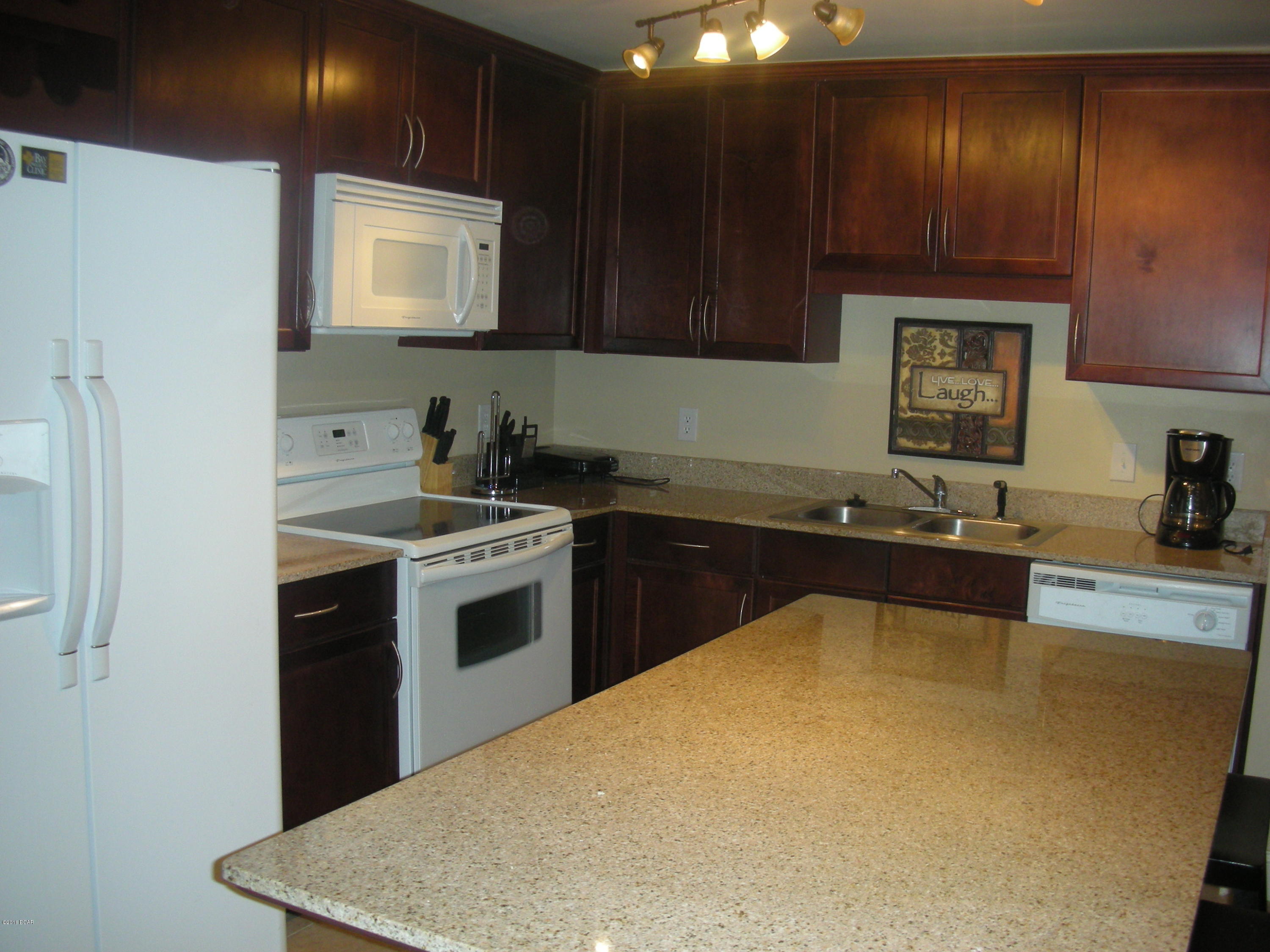 Laketown Wharf - Residential Lease